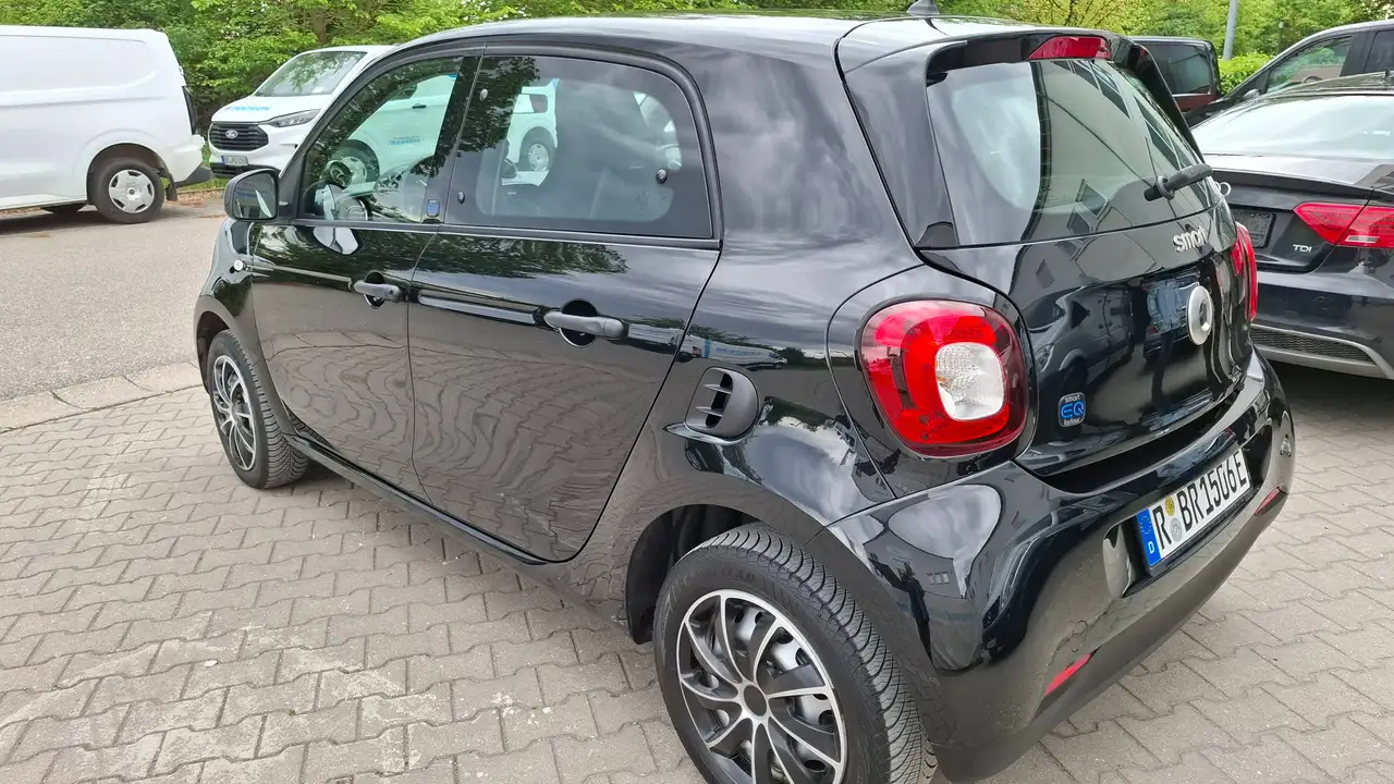 smart forFour 2022