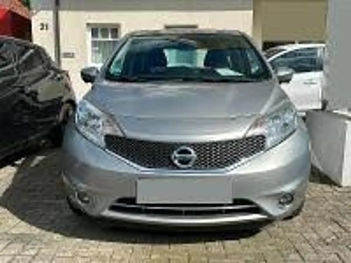 Nissan Note Note 1.5 dci Tekna Silber - 2