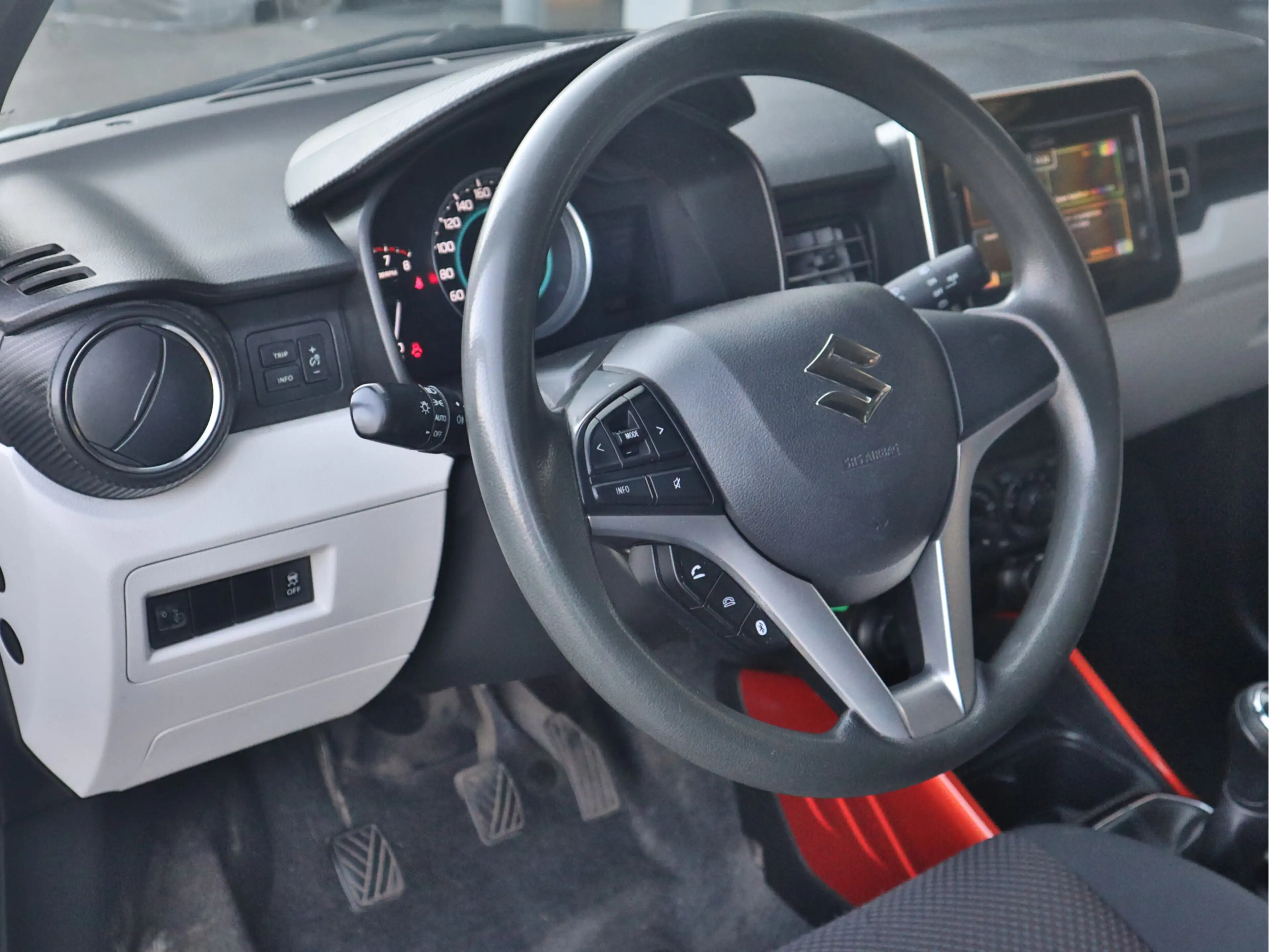 Suzuki Ignis 1.2 Select | Stoelverwarming | Airco | Navigatie | — photo 9