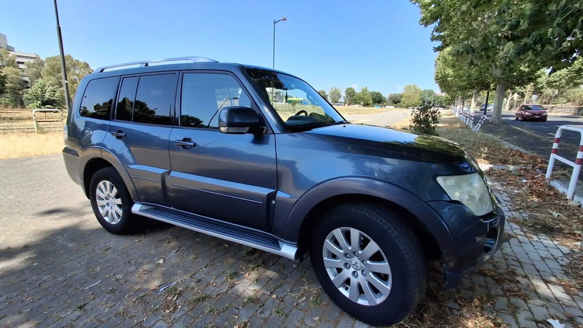 Mitsubishi Pajero 5p 3.2 CR Instyle auto - 1