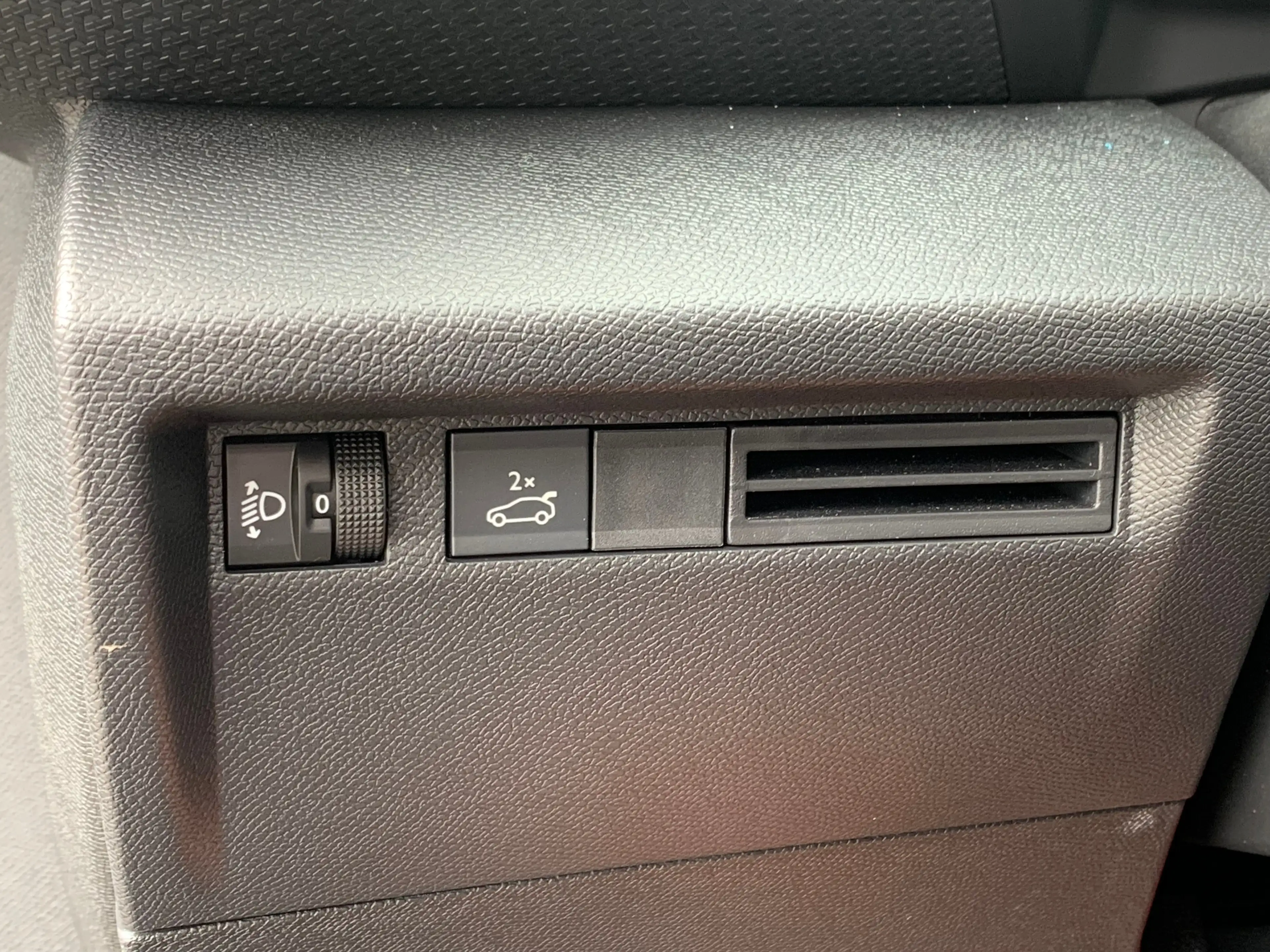 Citroen E-C4 X Max 156pk Extended range 54 kWh Airco | AppleCarpl — photo 10