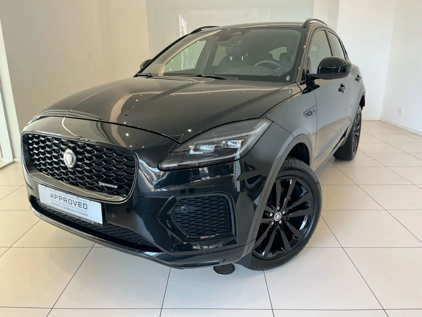 Jaguar E-Pace D165 R-Dynamic SE Panorama&Black Pack 20" Schwarz - 1