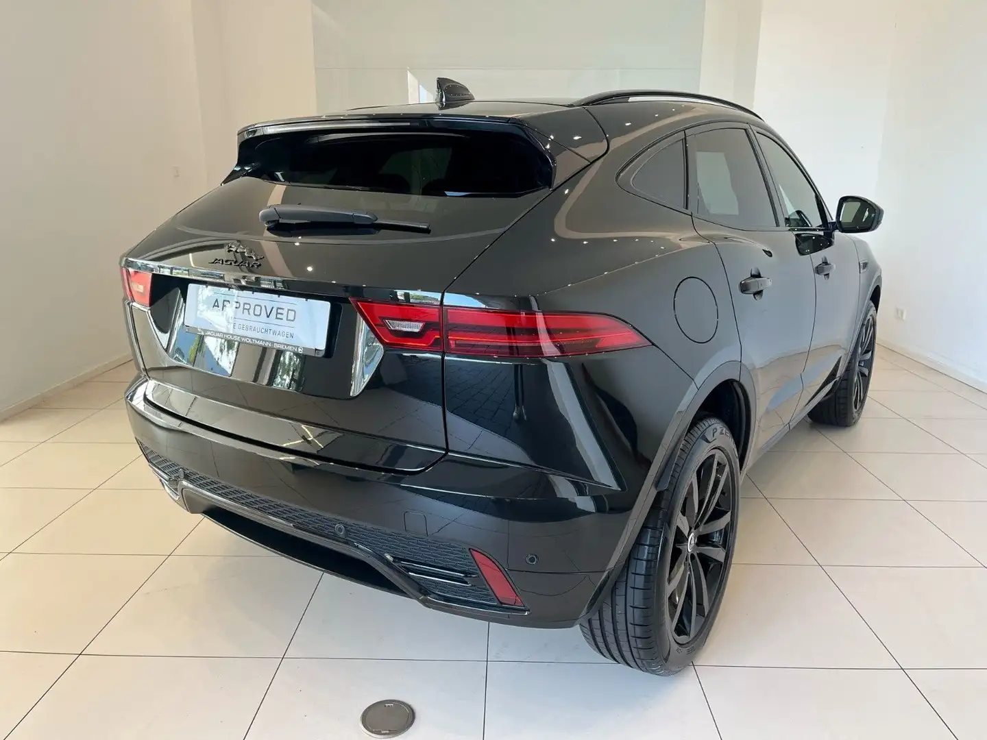 Jaguar E-Pace D165 R-Dynamic SE Panorama&Black Pack 20" Schwarz - 2