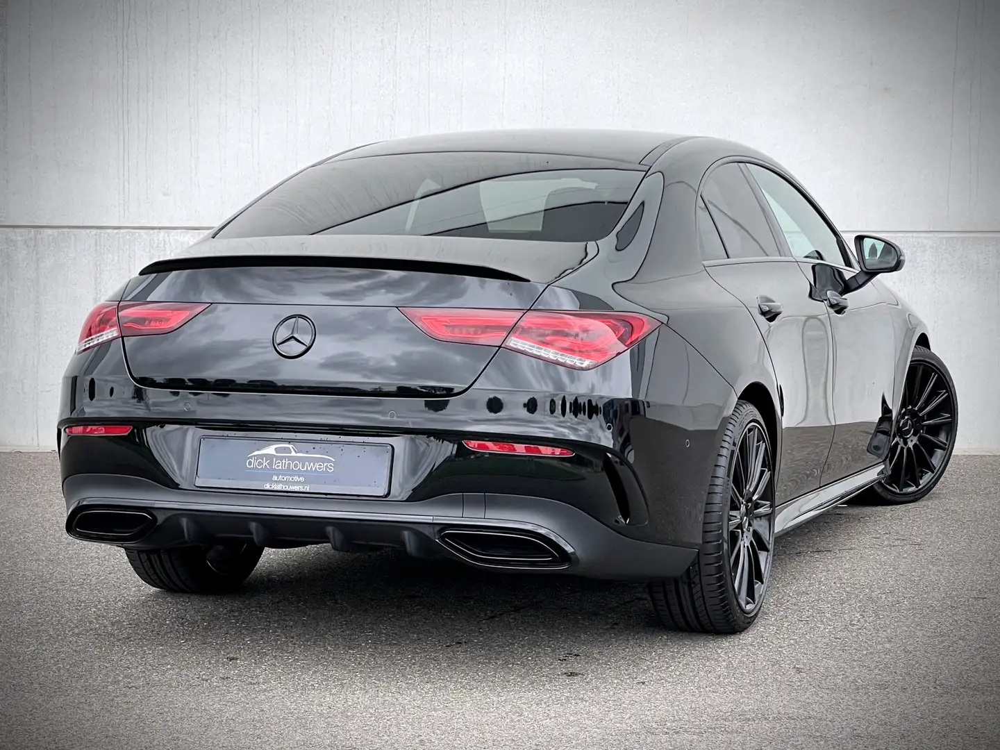 Mercedes-Benz CLA 180 Business Solution AMG / CAMERA / WIDE SCREEN / ORG Noir - 2