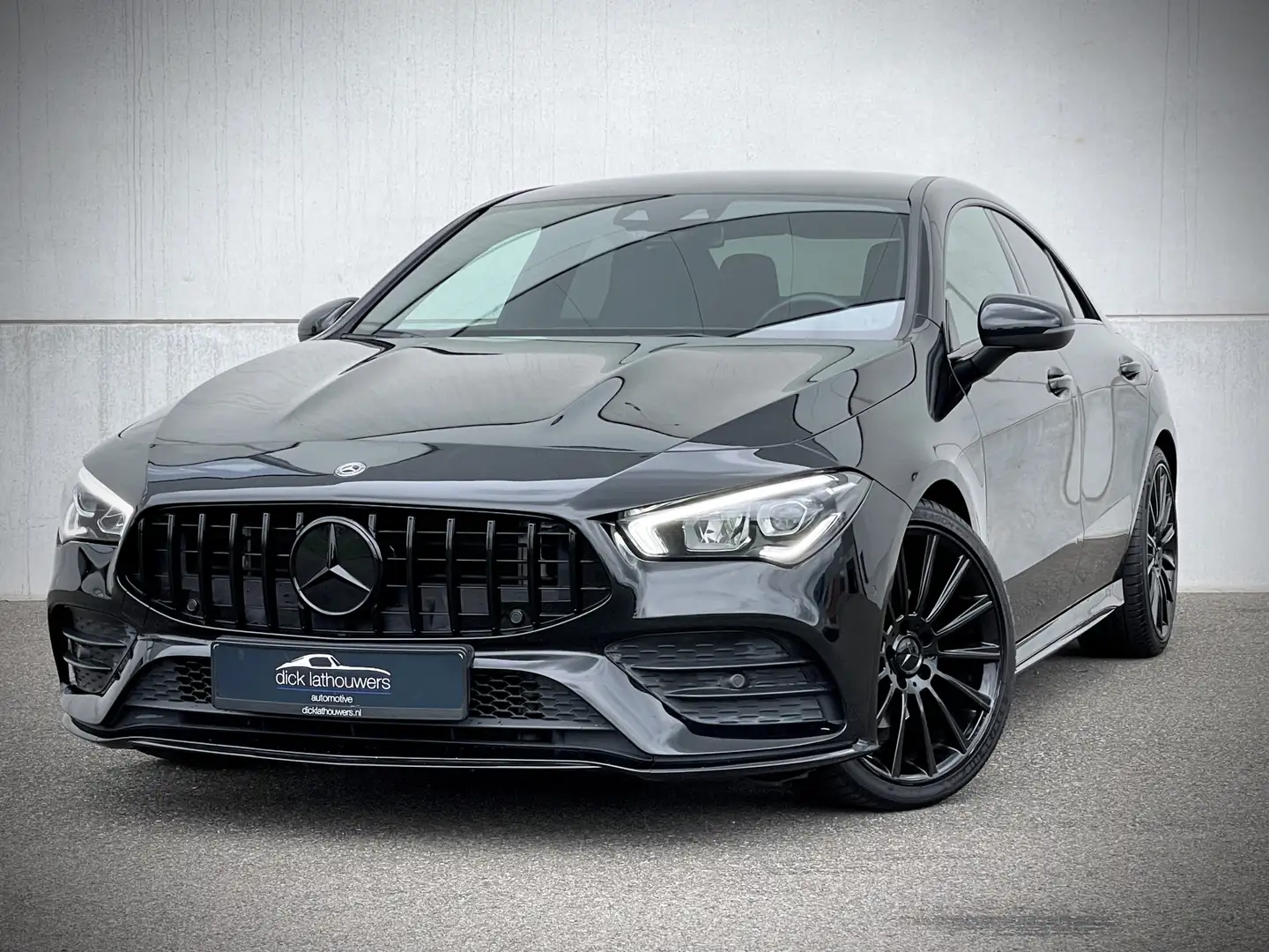Mercedes-Benz CLA 180 Business Solution AMG / CAMERA / WIDE SCREEN / ORG Noir - 1