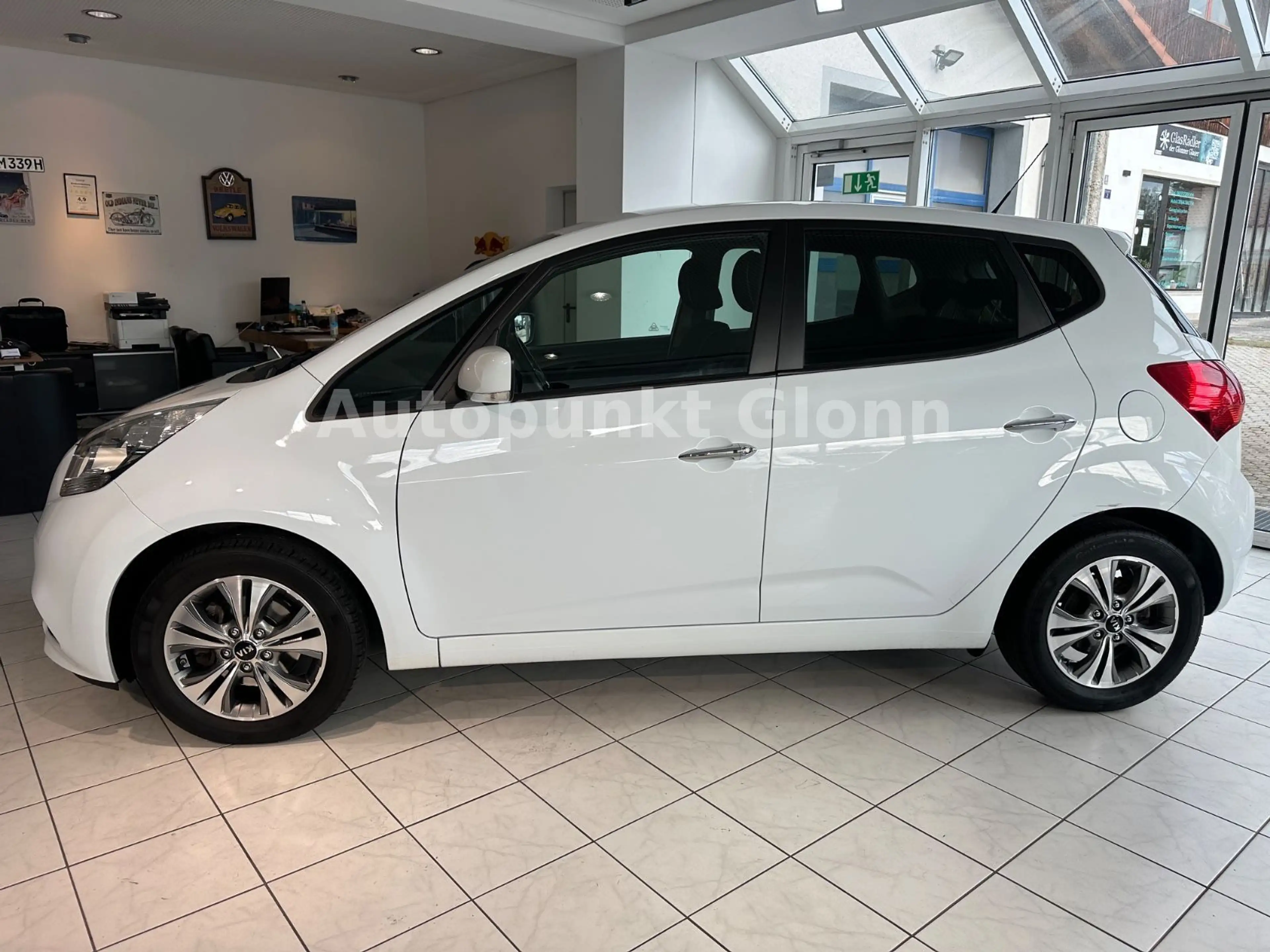 Kia Venga Dream Team|Kamera|SHZ|LHZ|1.Hand| — photo 5