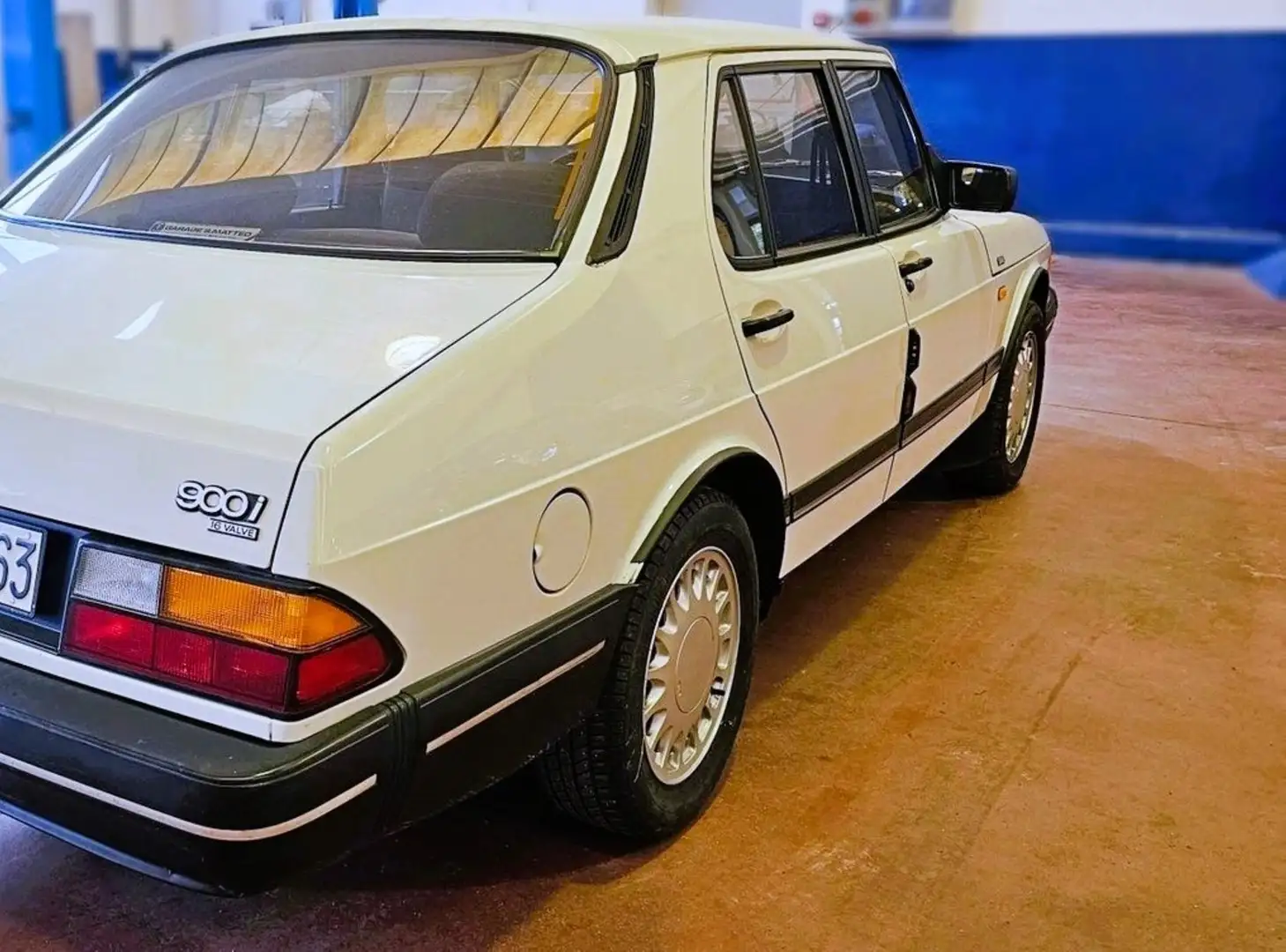 Saab 900 i 16V Bianco - 2