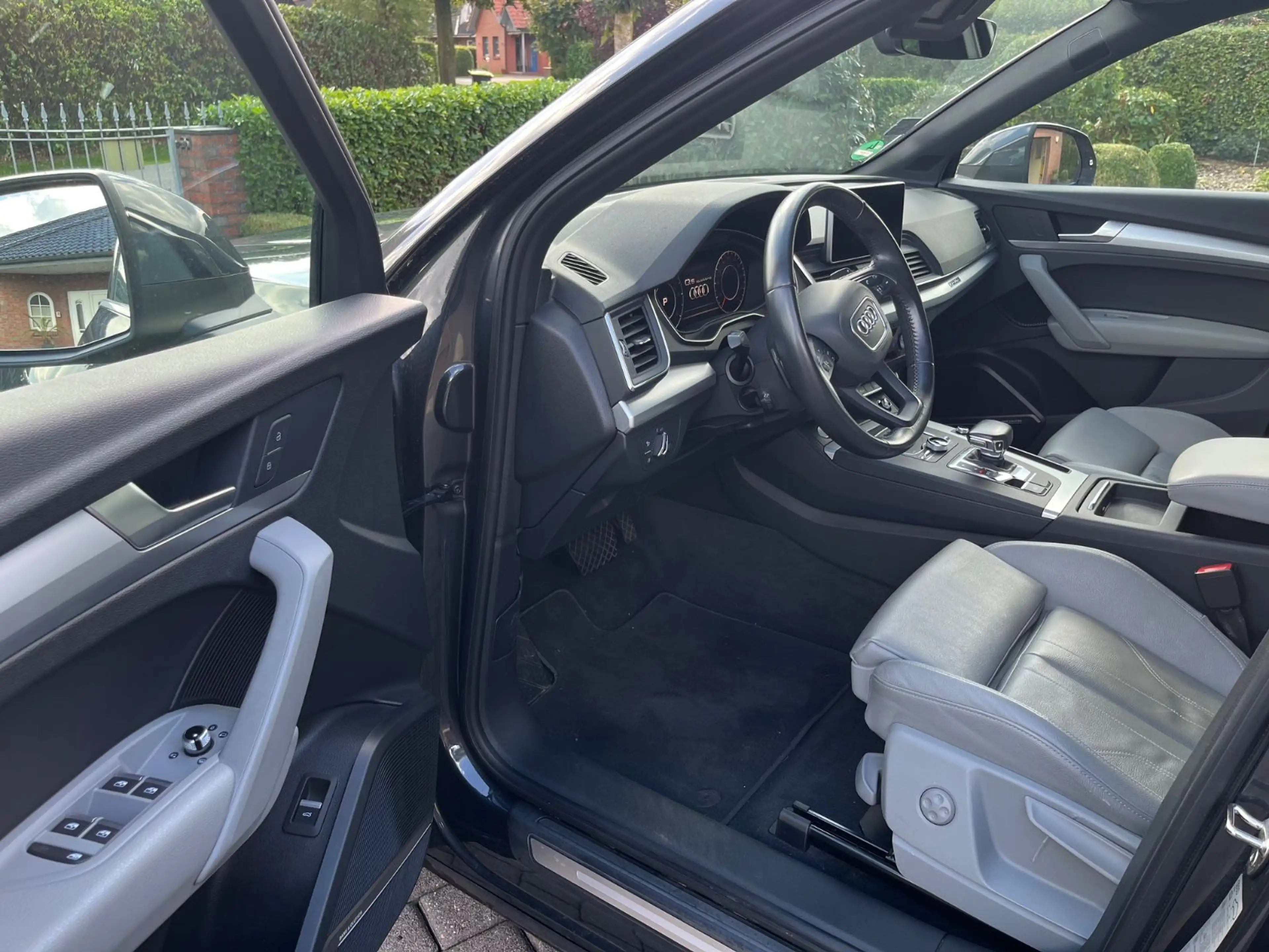 Audi Q5 2.0 TDI quattro (Matrix+Leder+20"+Stand+Bang) — photo 9