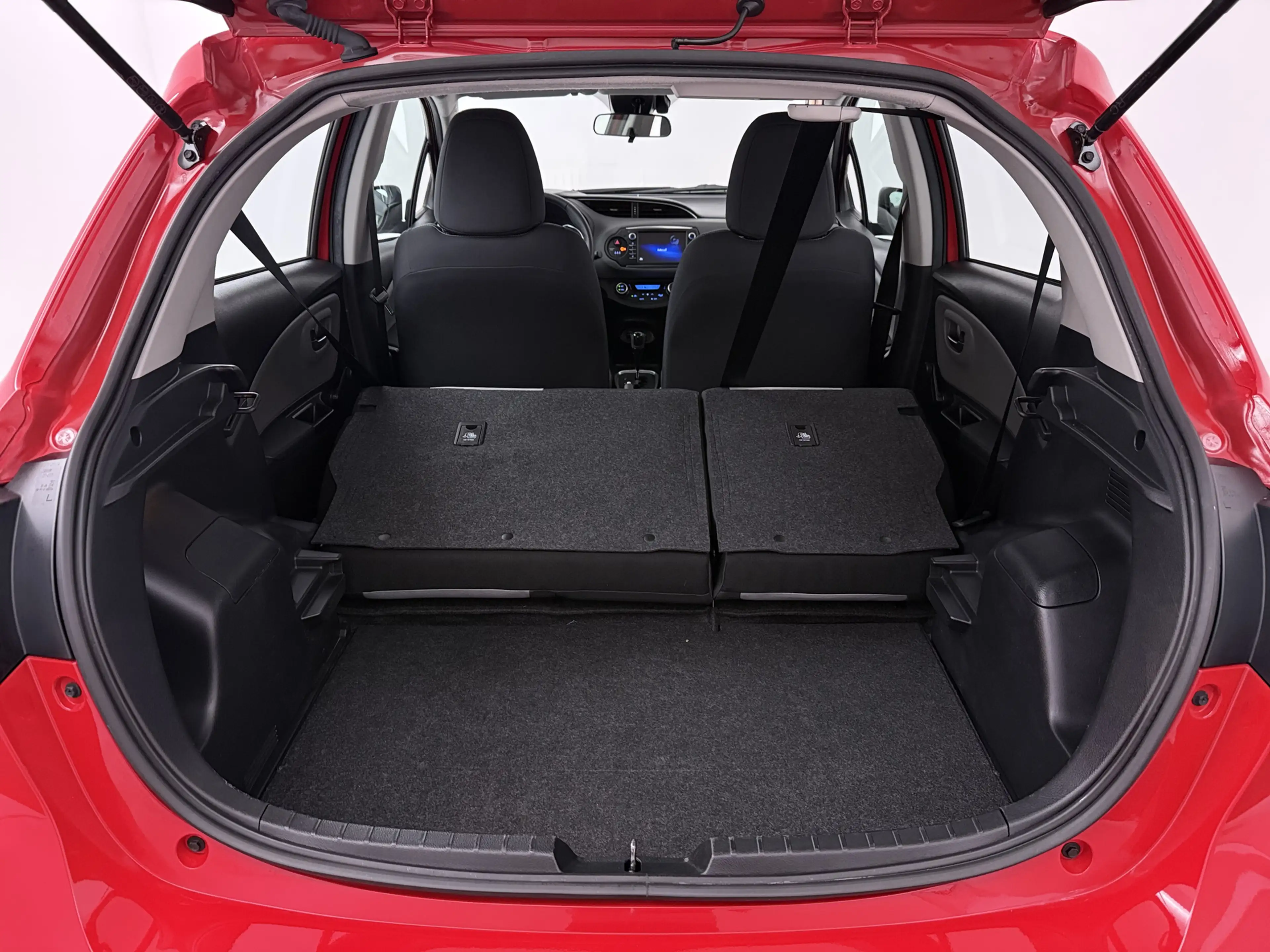 Toyota Aygo 1.0 VVT-i x-joy | Climate Control | Apple Carplay/ — photo 13