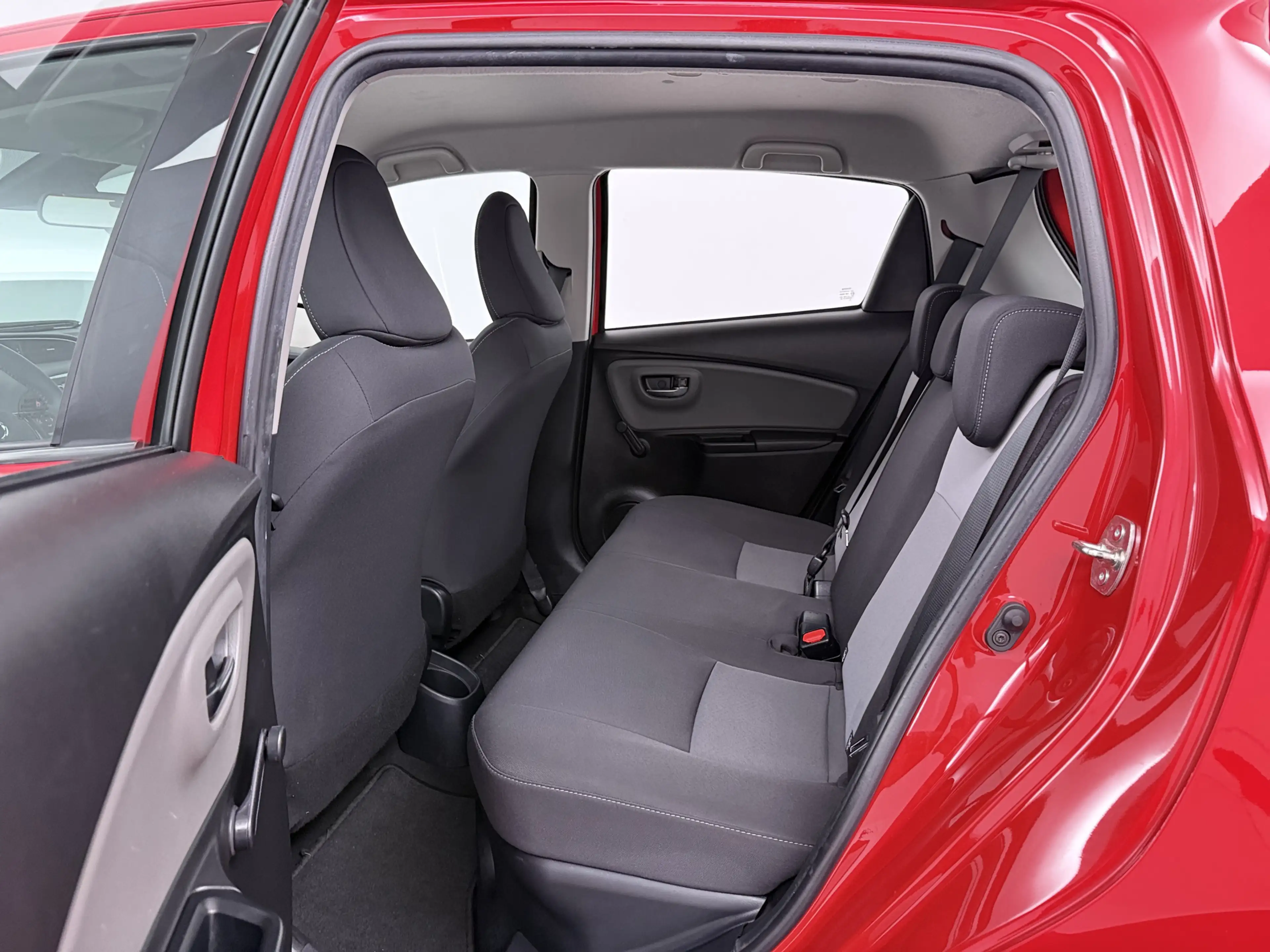Toyota Aygo 1.0 VVT-i x-joy | Climate Control | Apple Carplay/ — photo 7