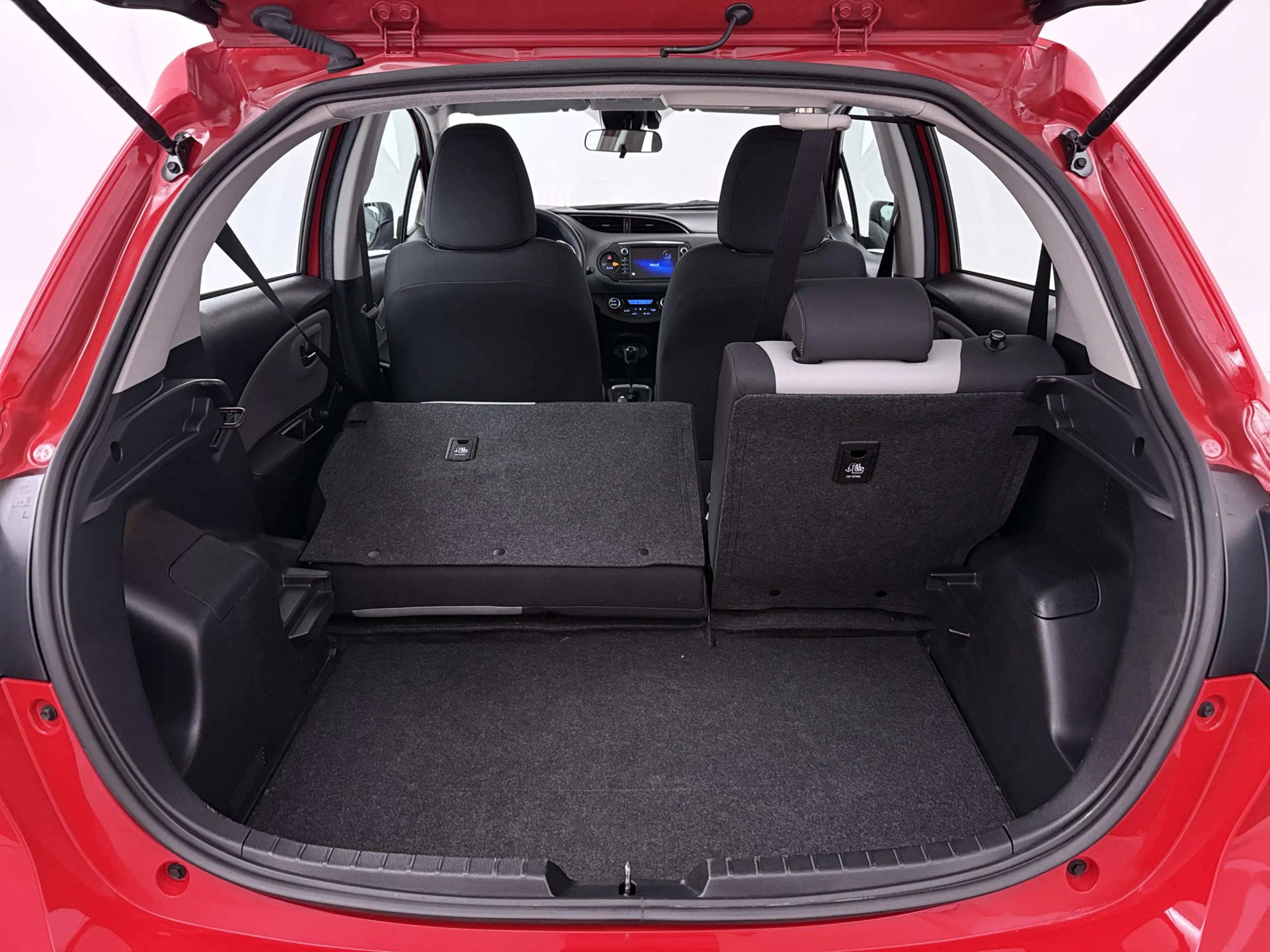Toyota Aygo 1.0 VVT-i x-joy | Climate Control | Apple Carplay/ — photo 12