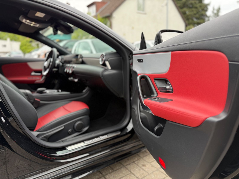 Mercedes-Benz CLA 180 CLA180 AMG COUPÉ *AMBIENTE PREMIUM*KAMERA* — photo 9