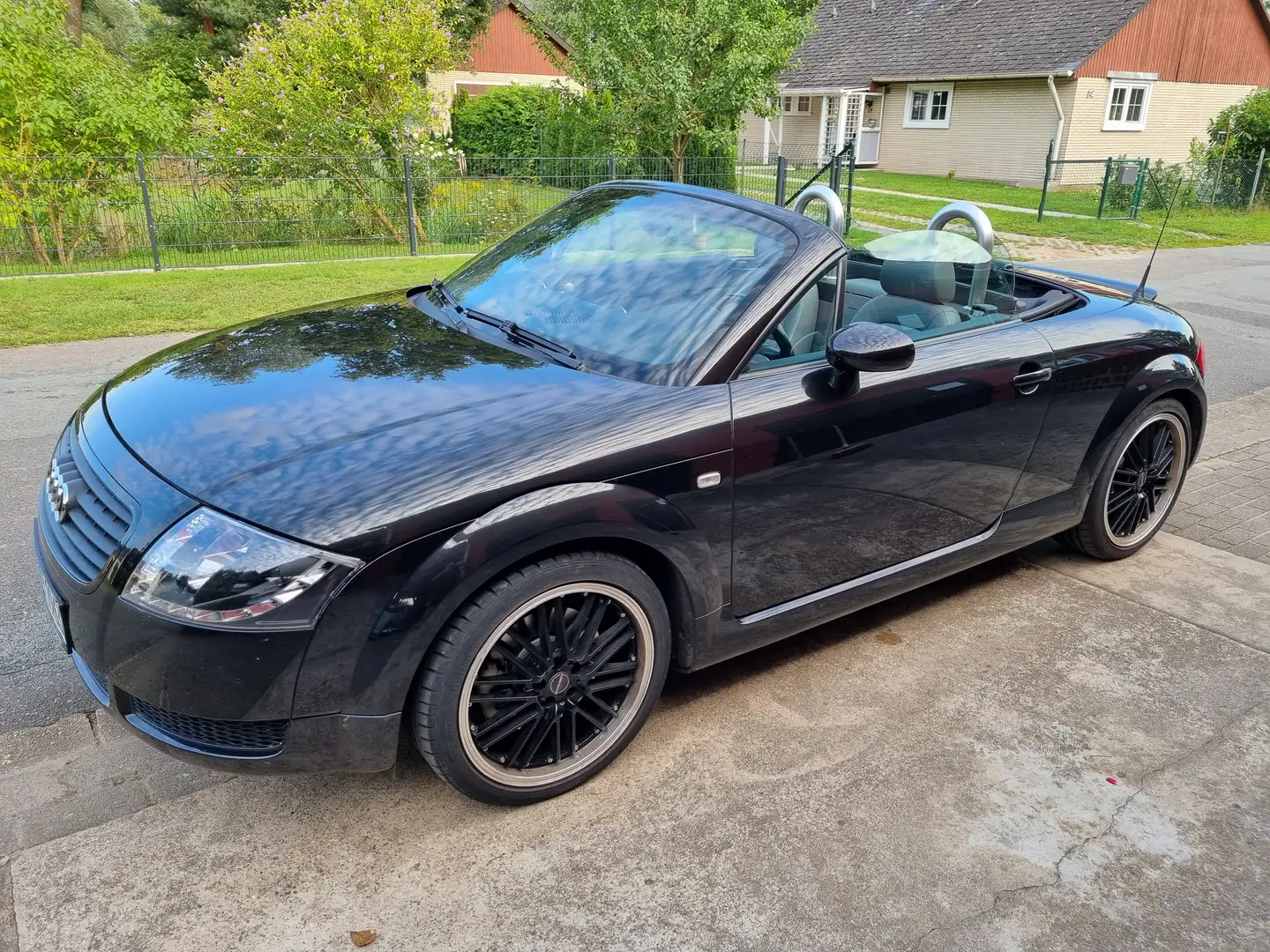 Audi TT TT Roadster 1.8 T Schwarz - 1