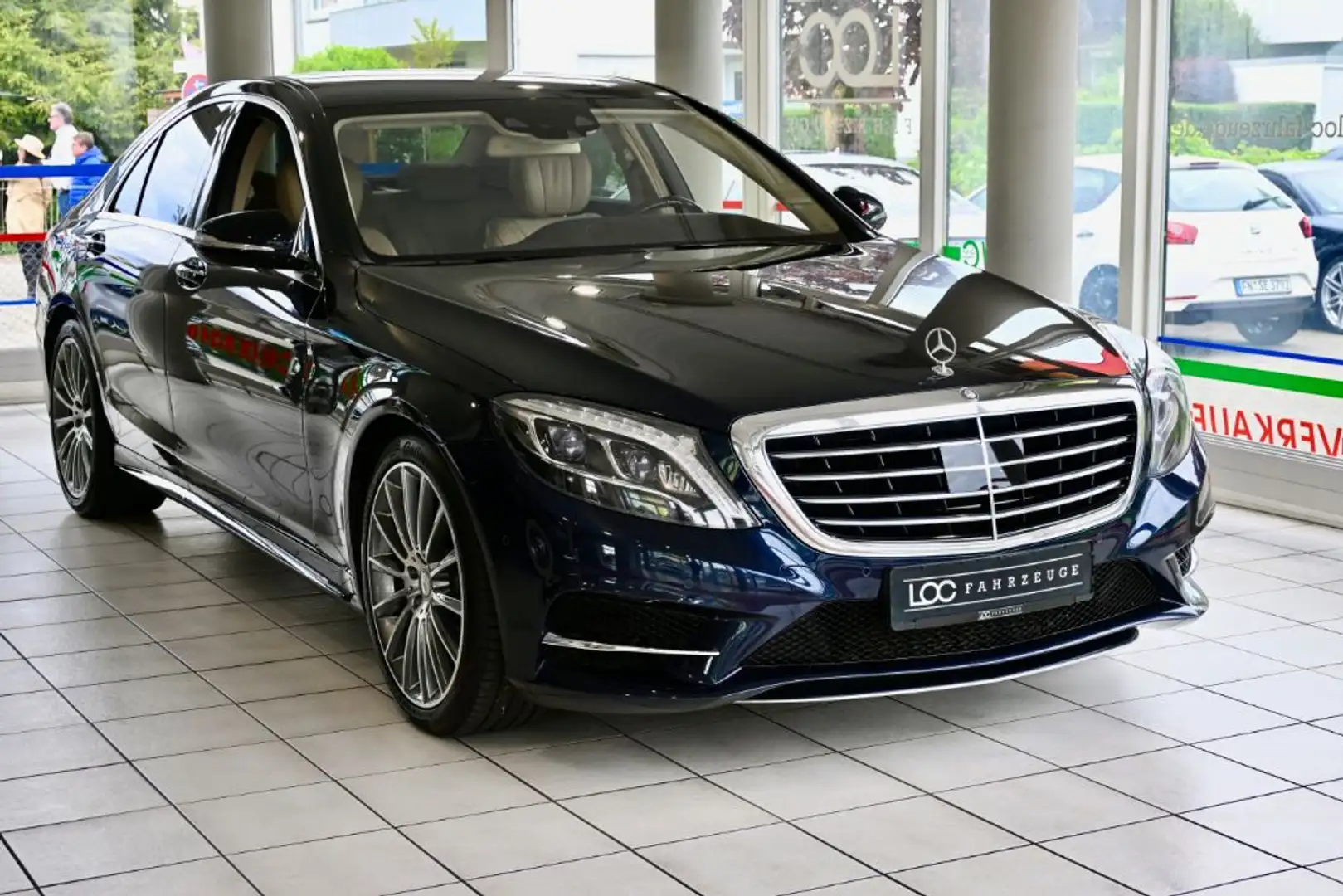 Mercedes-Benz S 500 4Matic 7G AMG Line *Fahrerassistenz Plus* Bleu - 1