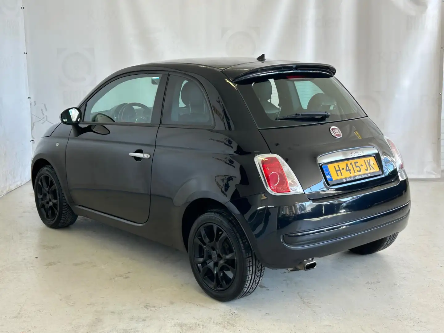 Fiat 500 1.2 Lounge |1E EIG|AIRCO|VELGEN|ELEK RAMEN|HALF-LE Zwart - 2