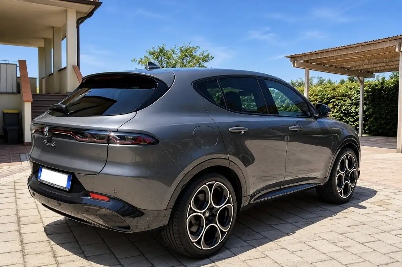 Alfa Romeo Tonale 2023