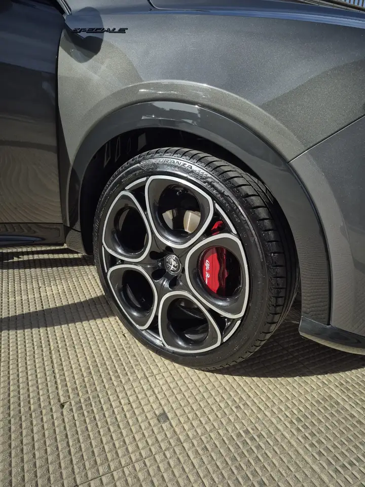 Alfa Romeo Tonale 2023