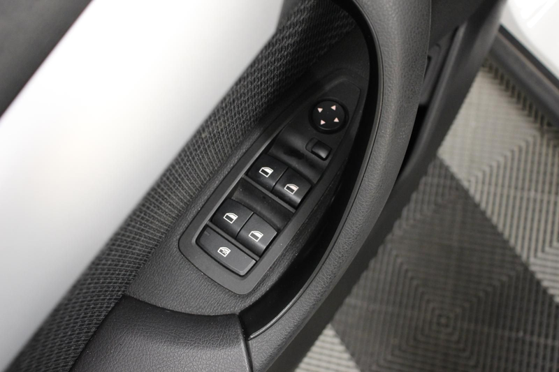 BMW X2 sDrive 18i TEMP NAVI LED SHZ S.HEFT BT 2.HD — photo 8