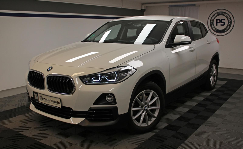 BMW X2 sDrive 18i TEMP NAVI LED SHZ S.HEFT BT 2.HD