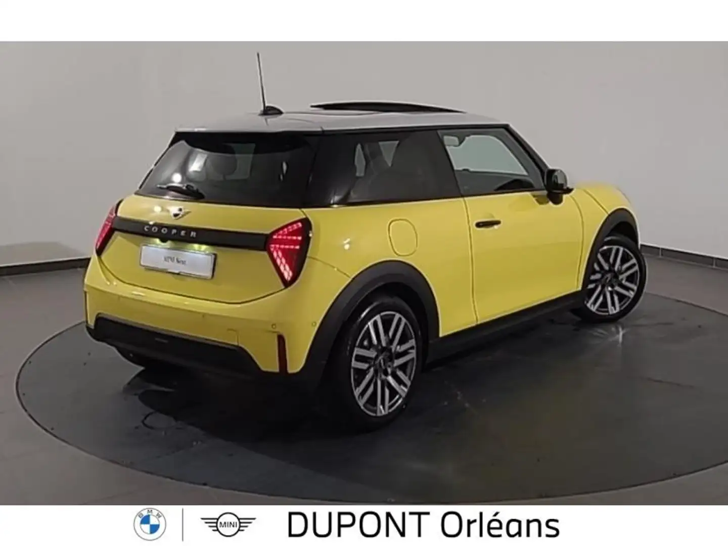 MINI Cooper C 156ch Classic DKG7 Jaune - 2