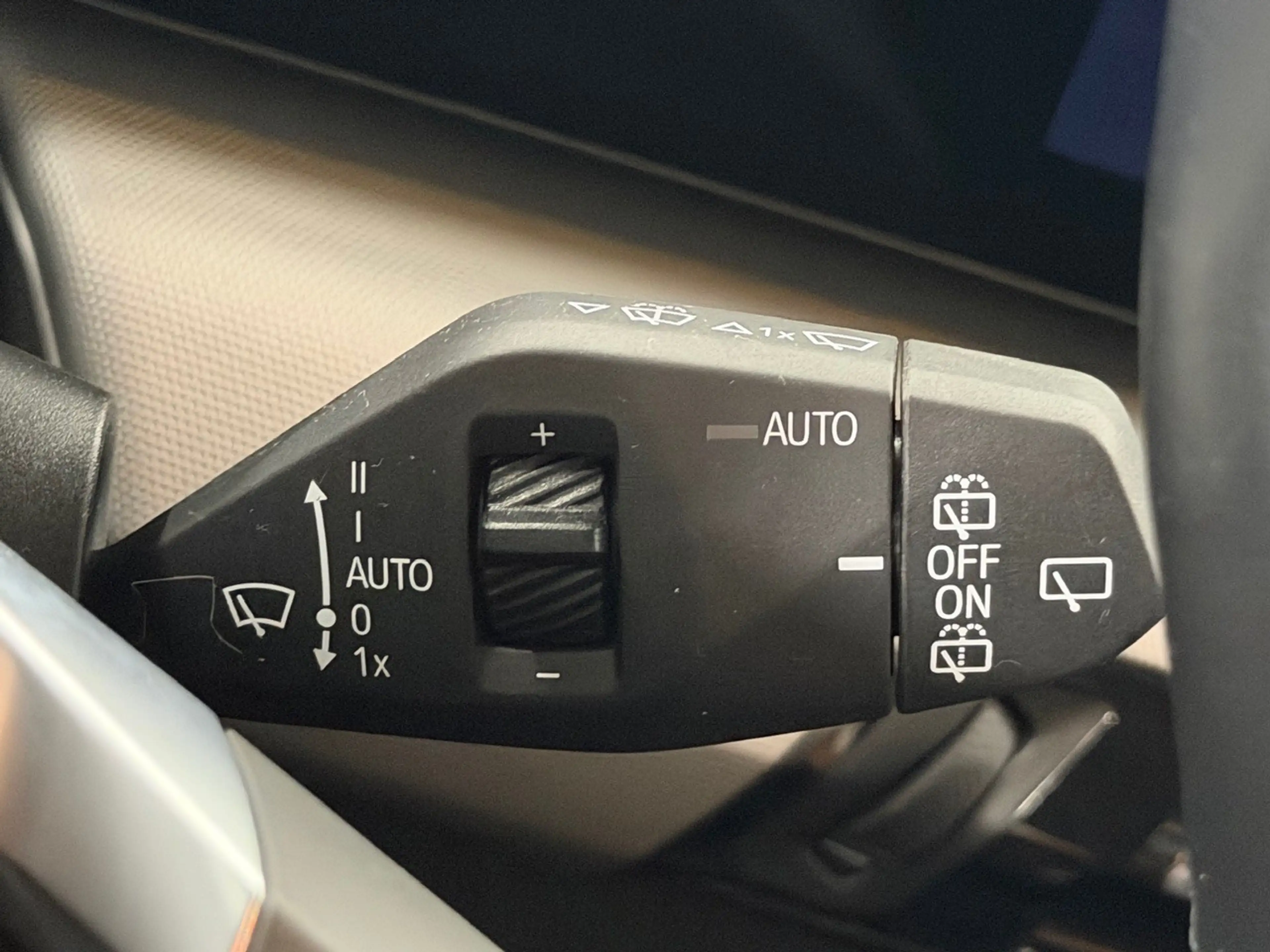 BMW X1 xDrive 30 | HUD | 360°KAM. | H&K | SoH:97,7% — photo 14