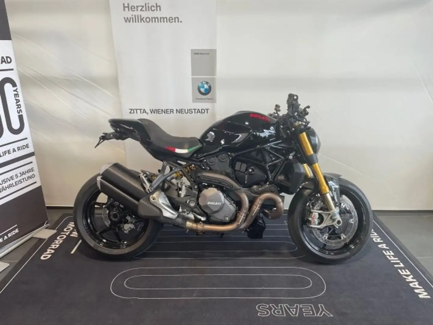 Ducati Monster 1200 Ducati Monster 1200 S Grau - 2