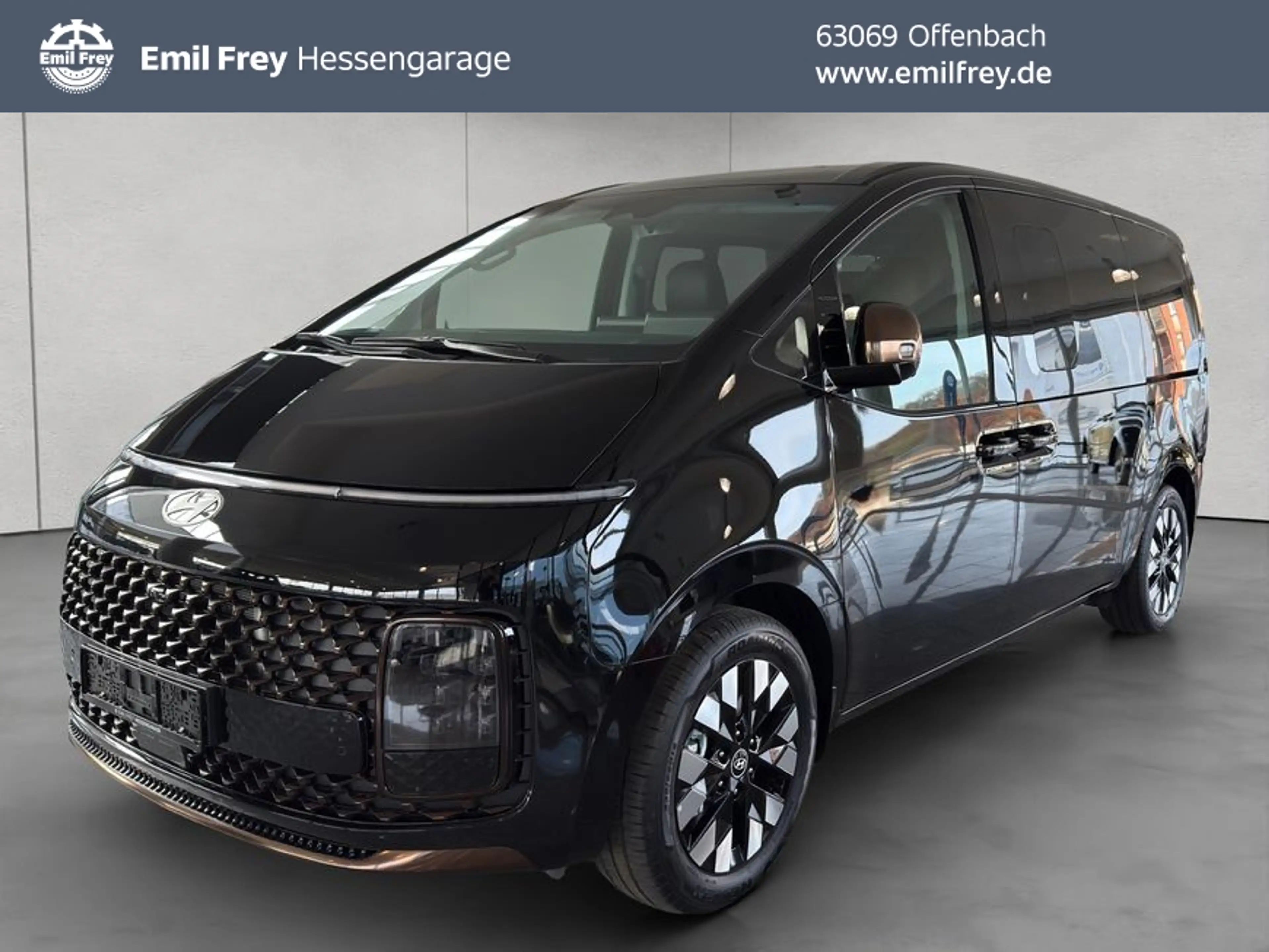 Hyundai STARIA STARIA 1.6 T-GDI HEV Signature 118 kW, 5-türig