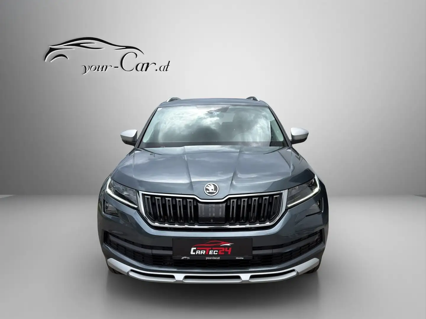 Skoda Kodiaq 2,0 TDI 4x4 Scout DSG *7-Sitzer, ACC, AHK, 360* Grau - 2