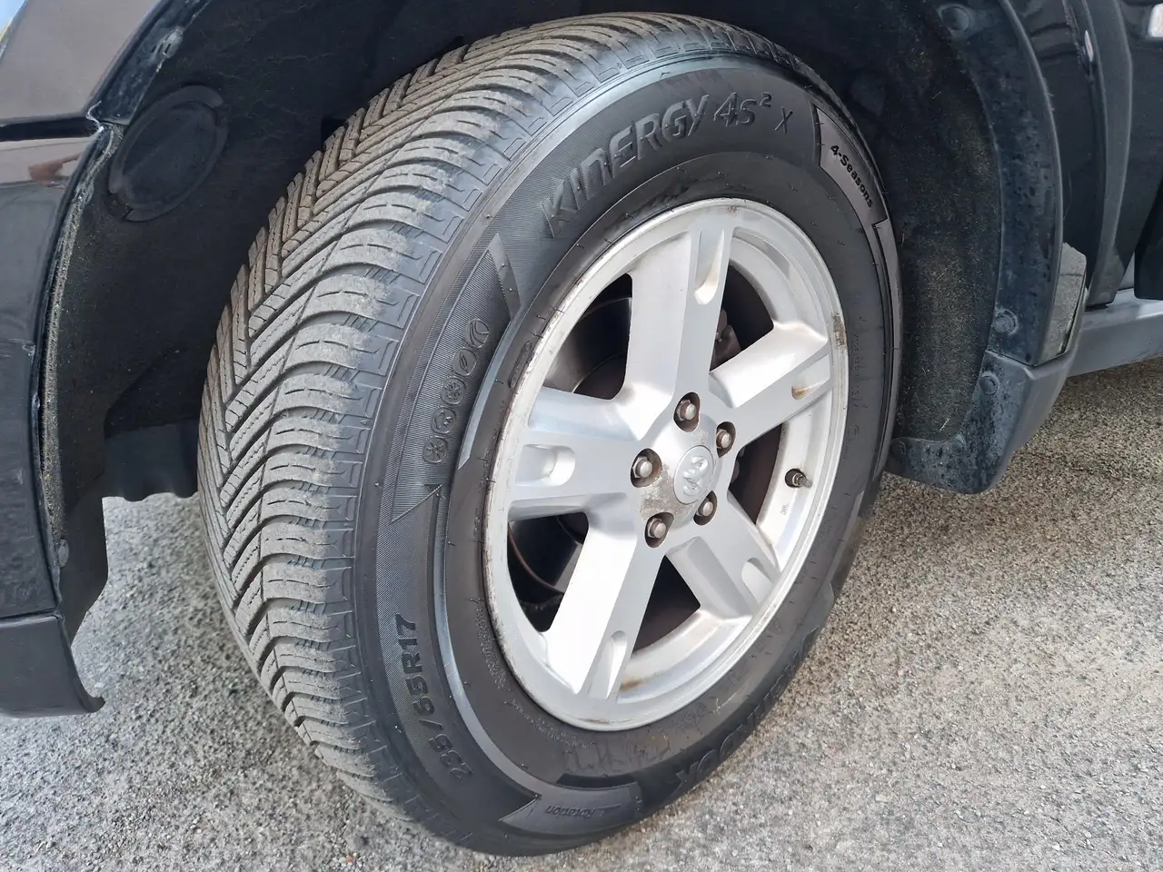 Dodge Nitro 2.8 CRD 177ch - Automatique - Pneus toutes saisons - Ecran tactile - jantes 17"