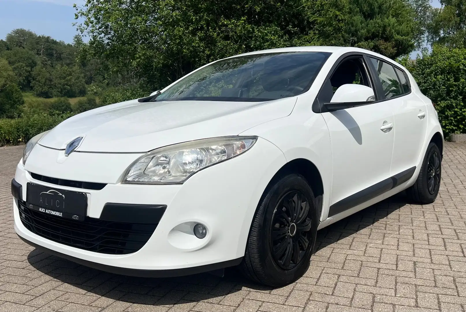 Renault Megane III Lim. 5-trg. Expression *Car-Pl* Bianco - 1
