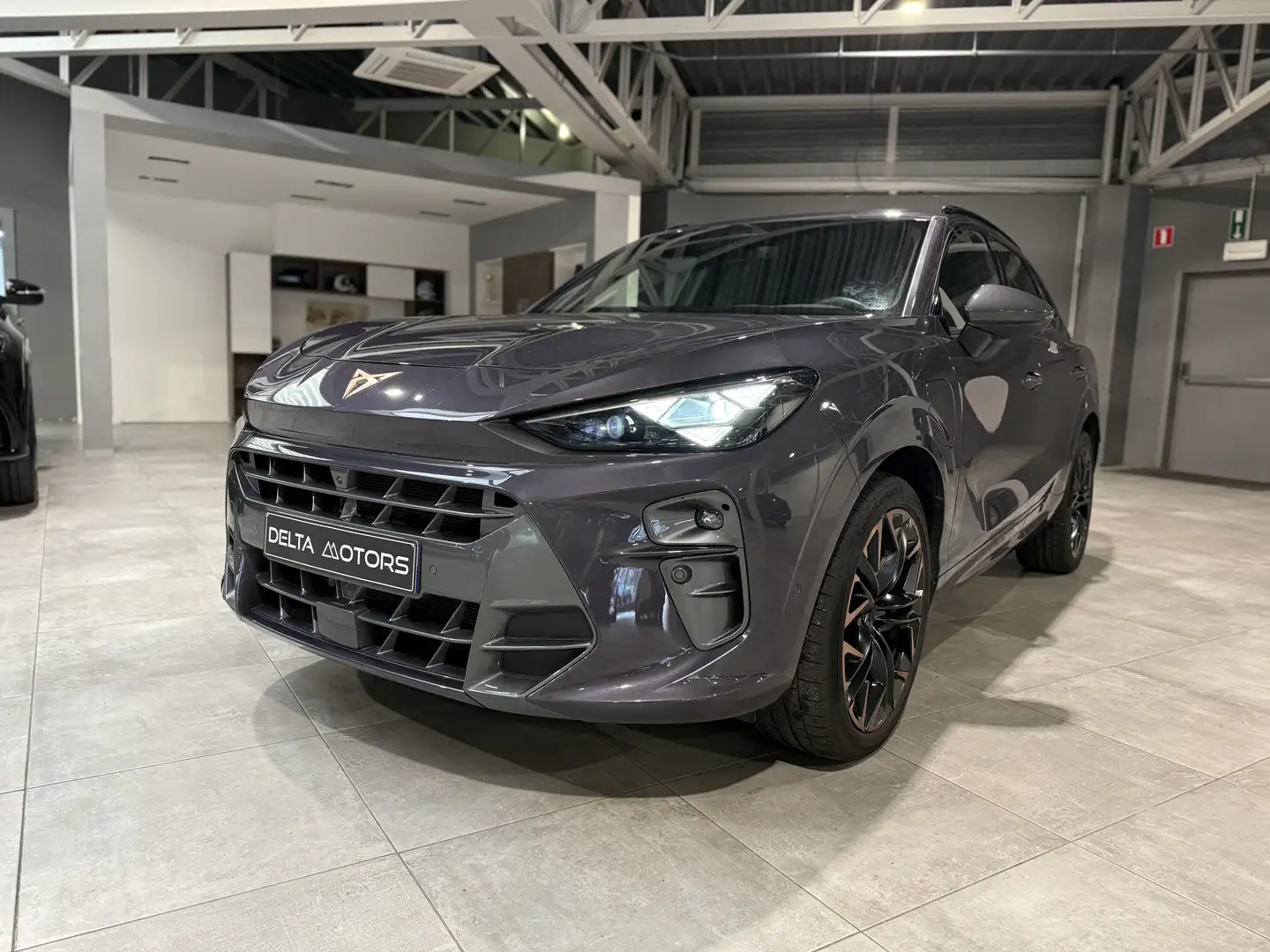 CUPRA Terramar 1.5 e-Hybrid DSG VZ - 2