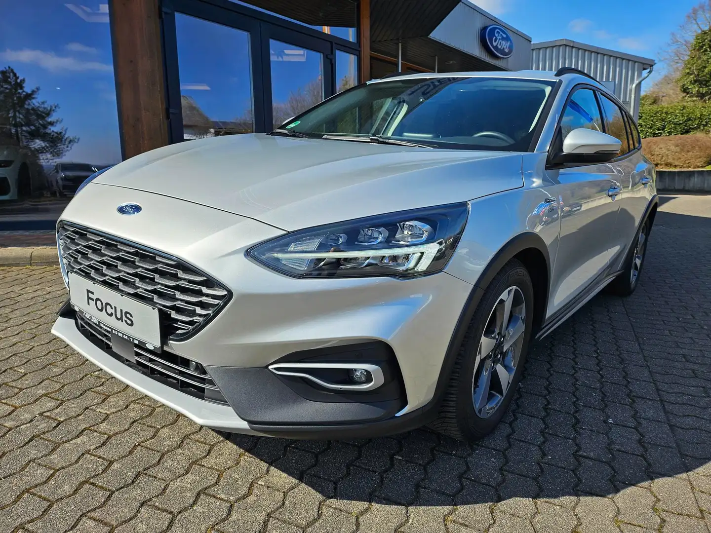 Ford Focus Active Silber - 2