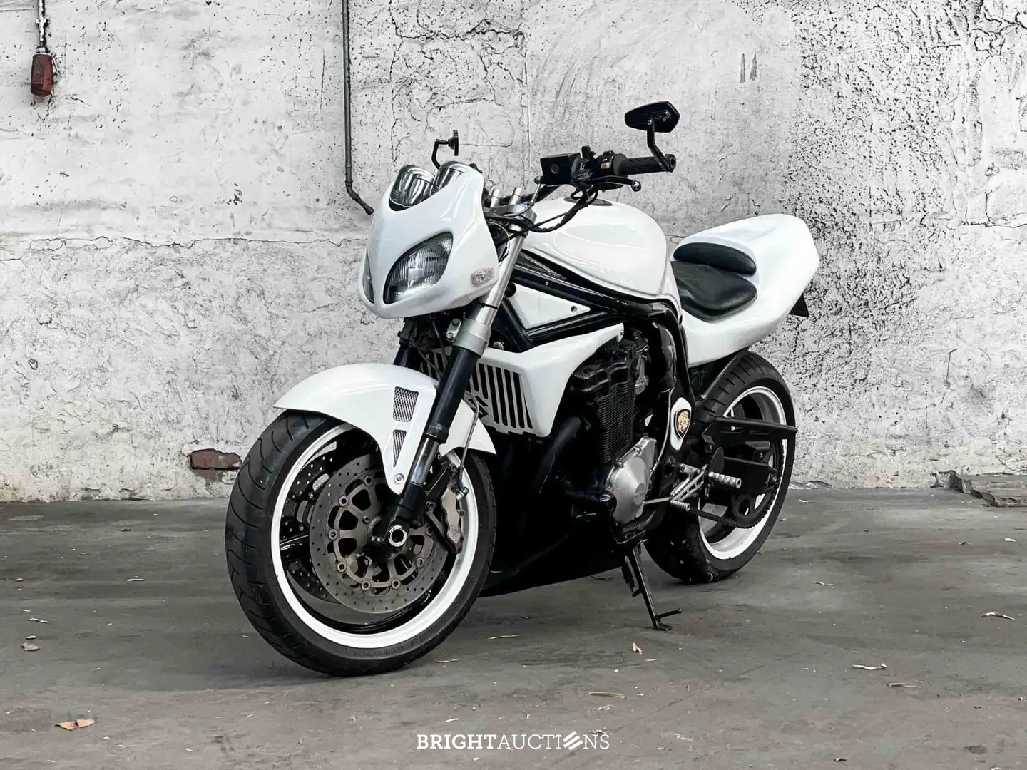 Suzuki GSF1200 S Bandit Blanc - 1