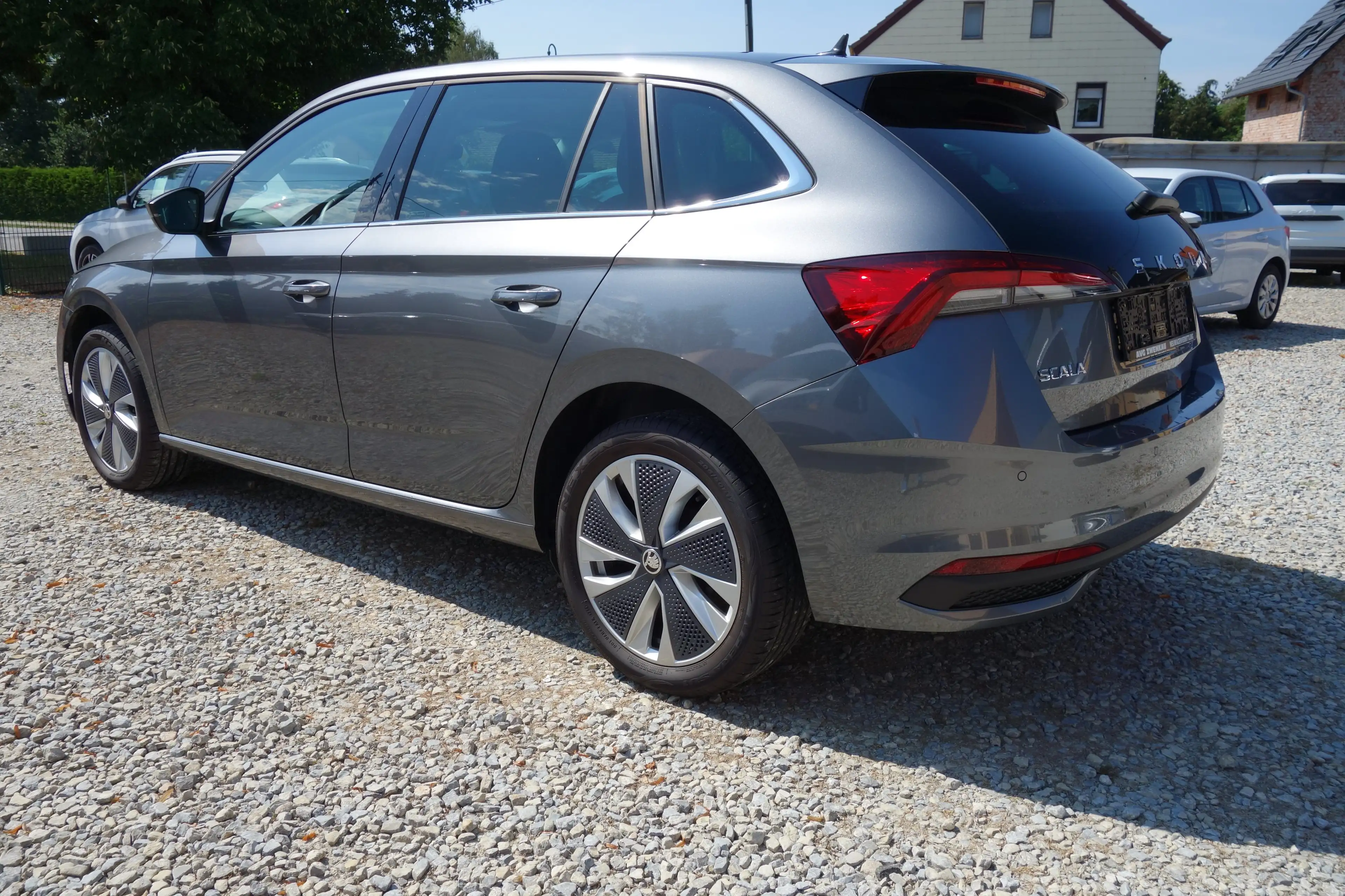 Skoda Scala Top Selection Leder / Navigation / Garantie — photo 12
