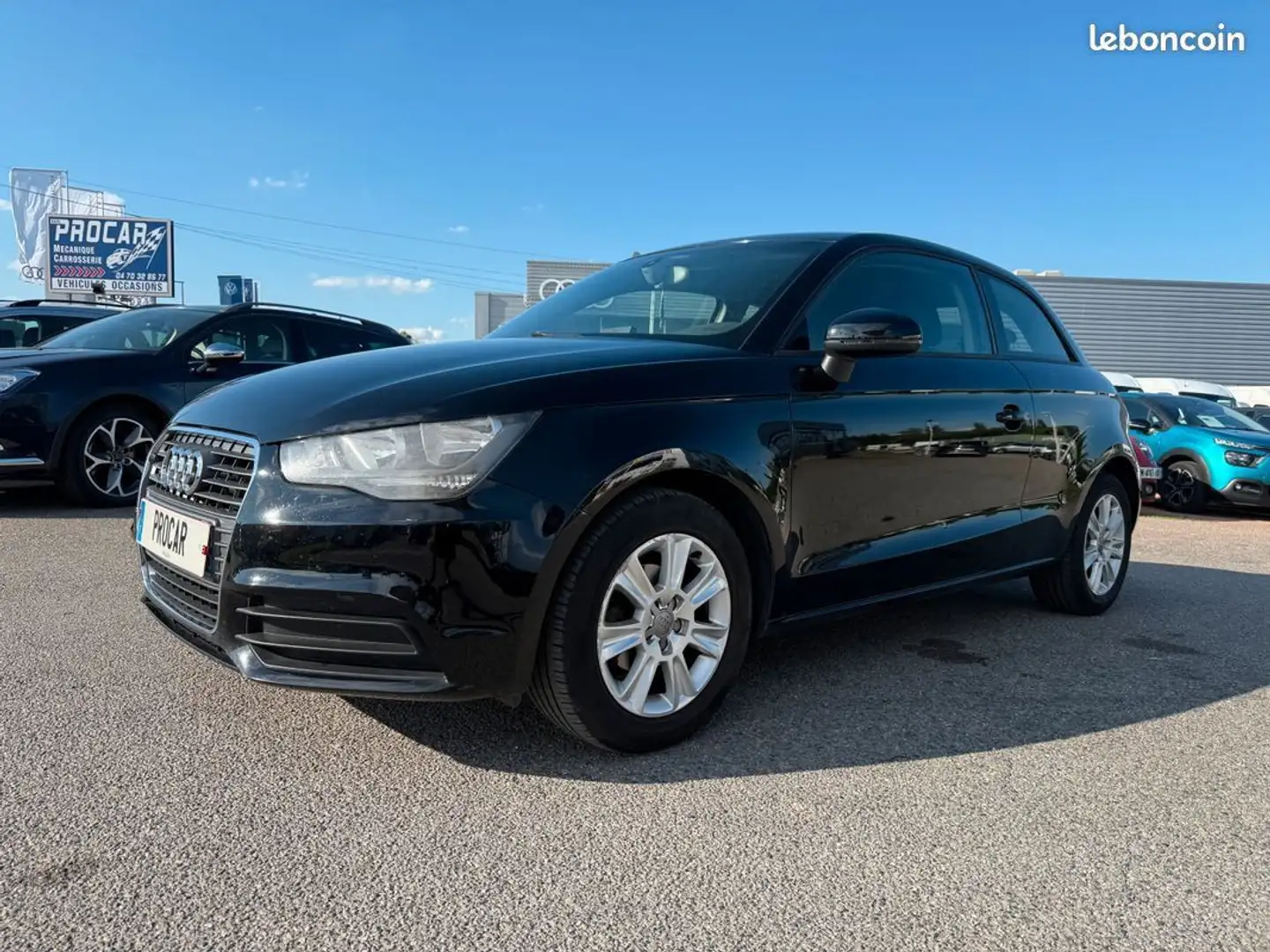 Audi A1 1.6 tdi 90 ambiente Nero - 1