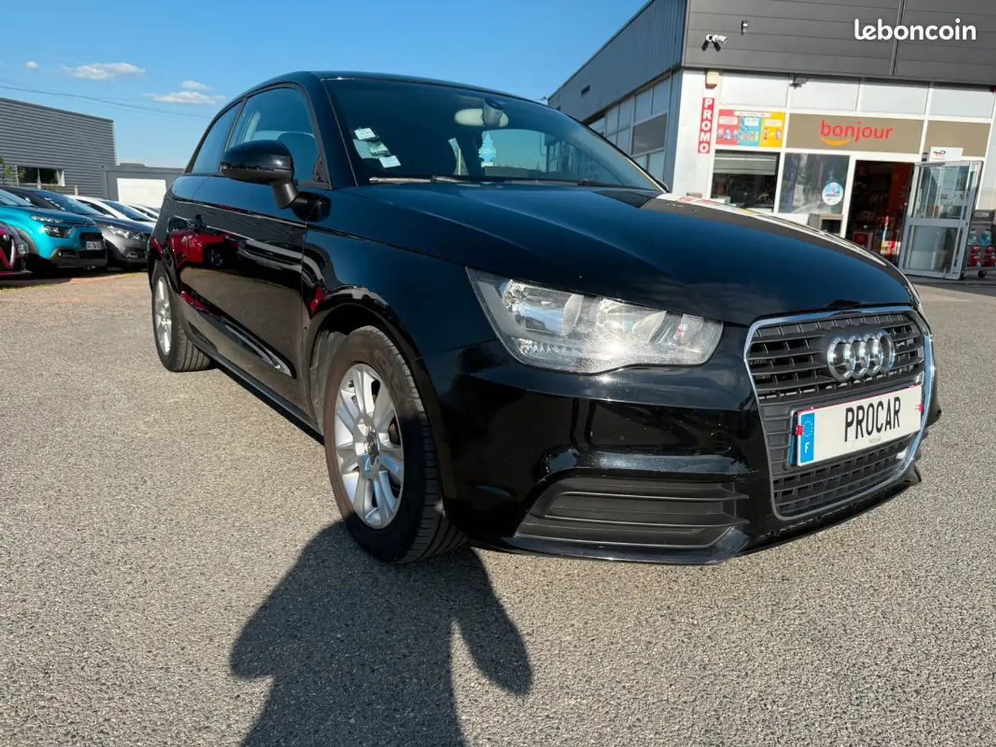 Audi A1 1.6 tdi 90 ambiente Nero - 2