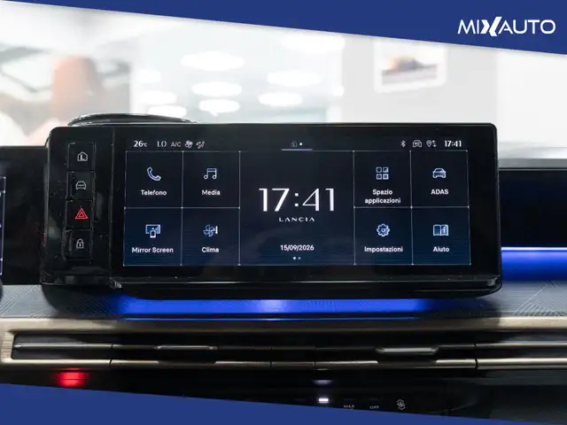 Lancia Ypsilon view 16