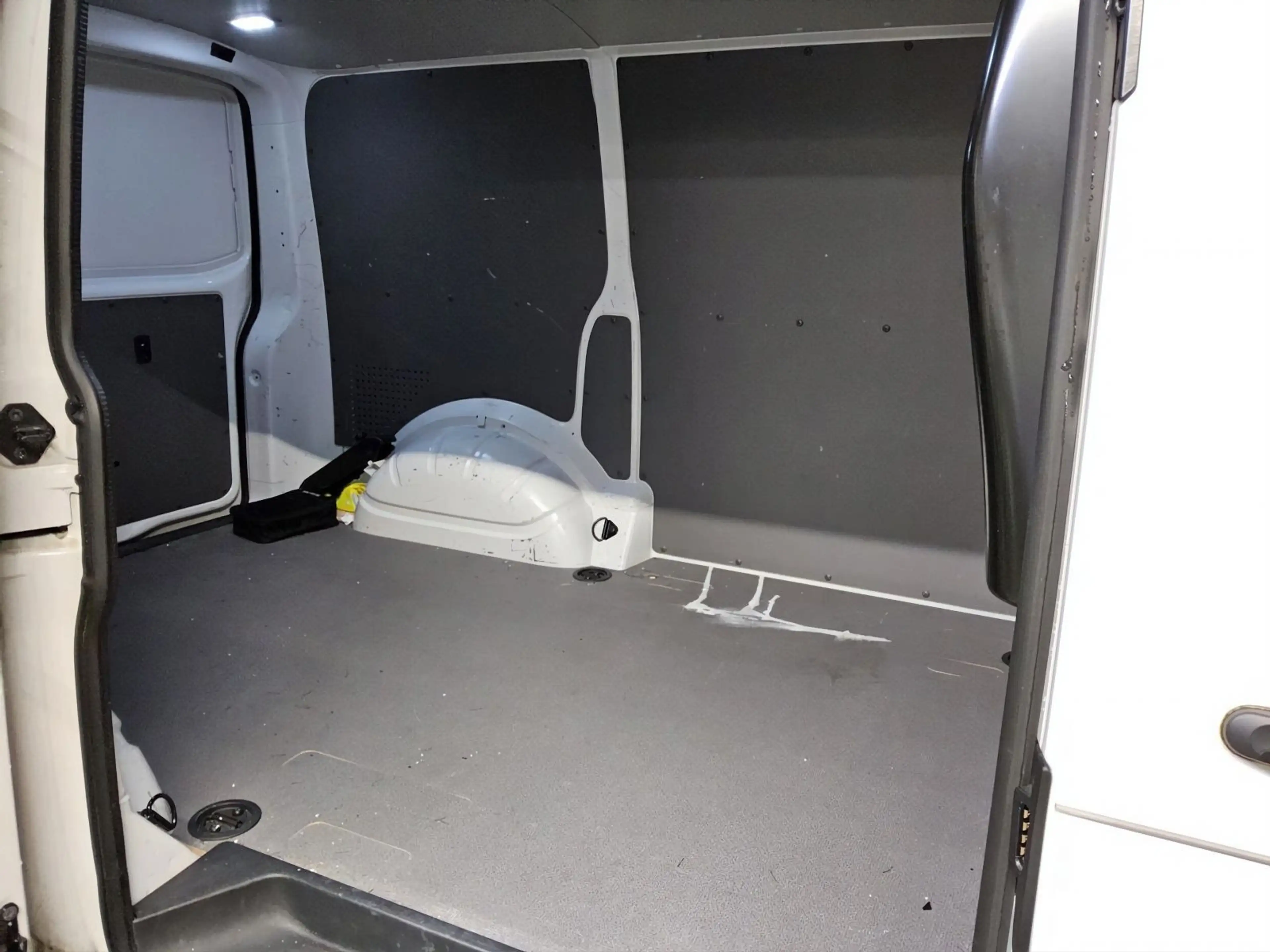 Volkswagen T6.1 Transporter T6.1 Kasten 3-SITZE FLÜGELTÜREN KLIMA — photo 7