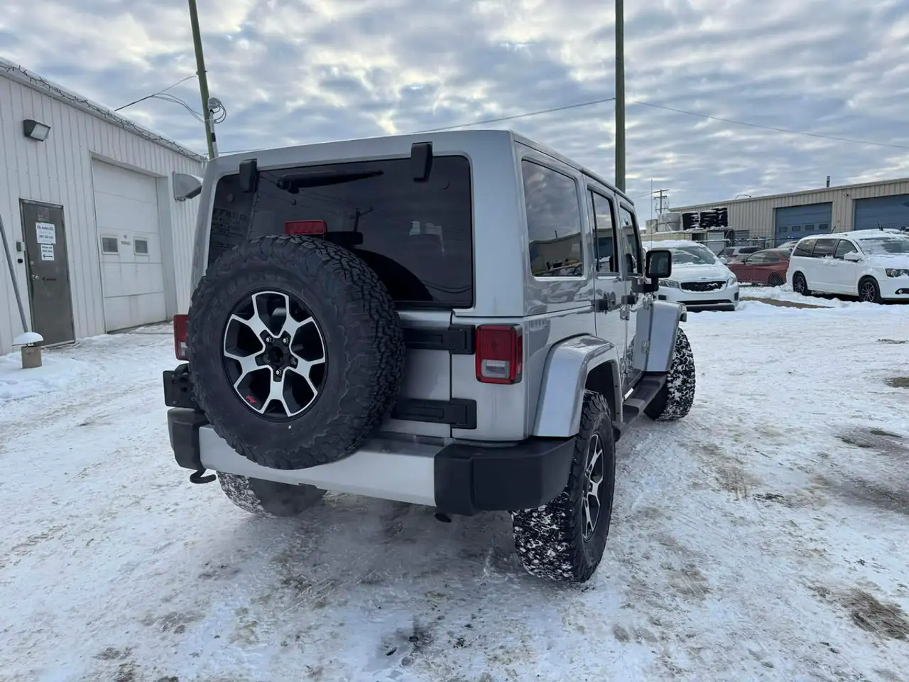 Jeep Wrangler снимка Jeep Wrangler
