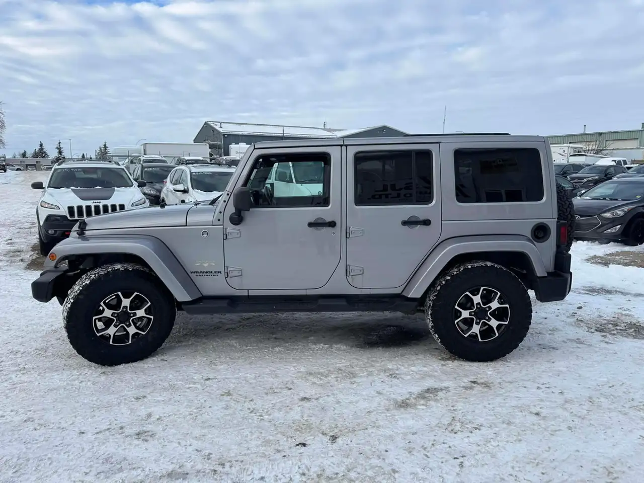 Jeep Wrangler снимка Jeep Wrangler