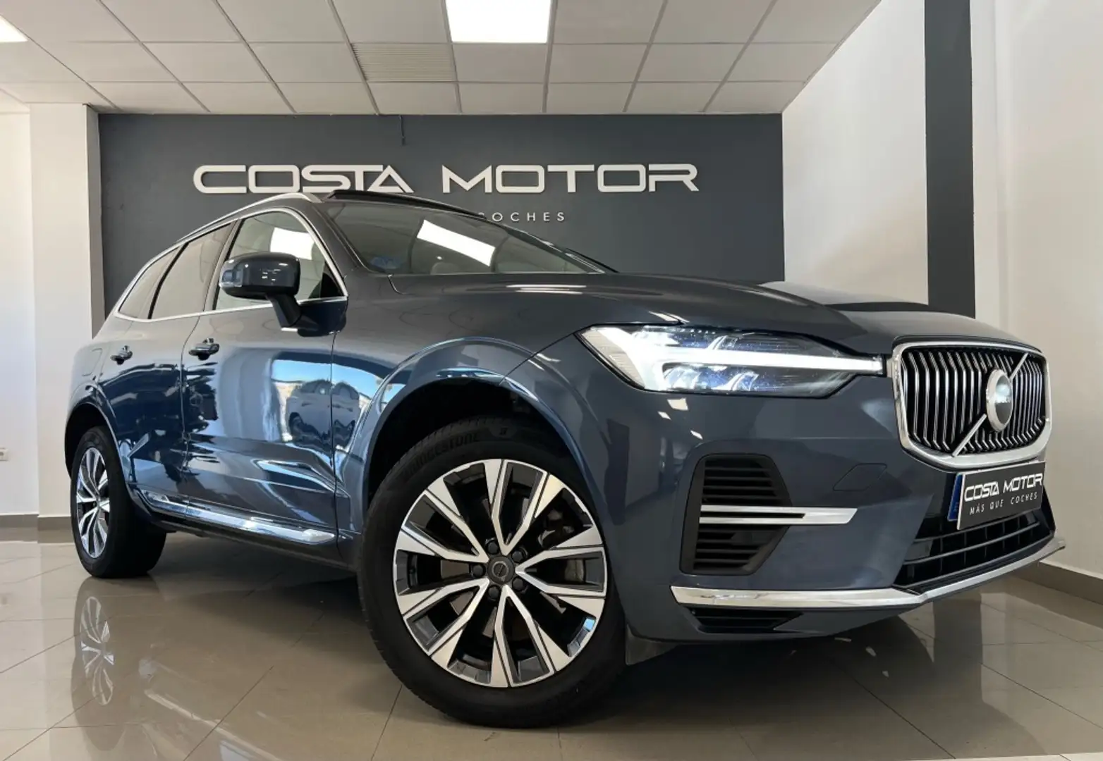 Volvo XC60 T6 Twin Recharge Inscription Azul - 2