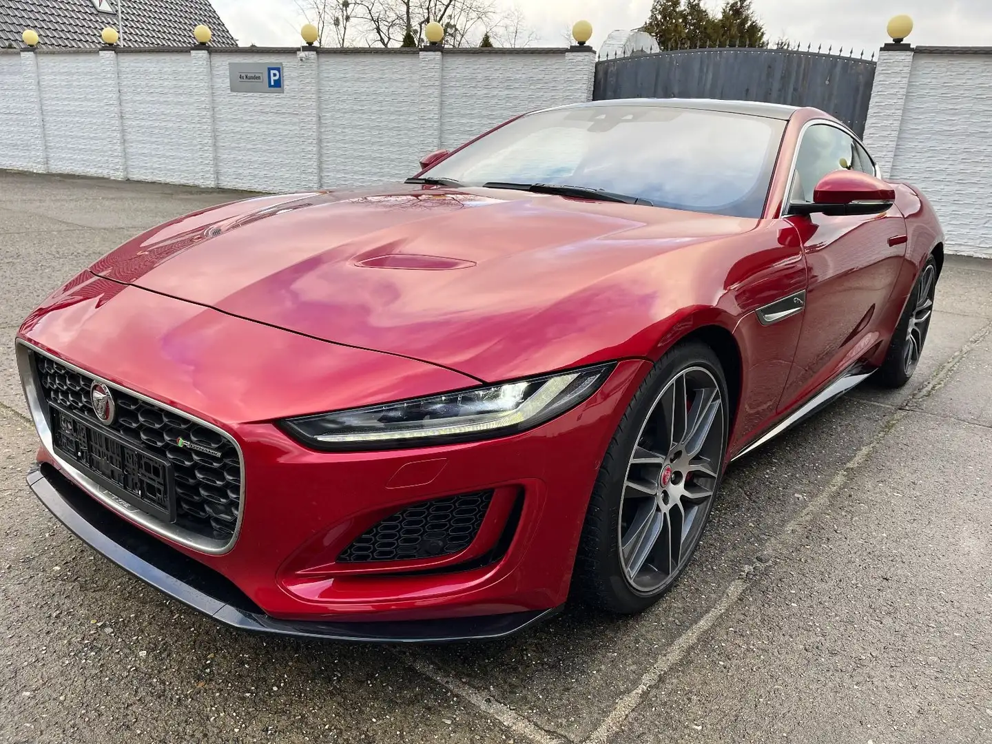 Jaguar F-Type P450 AWD R-Dynamic Красный - 2