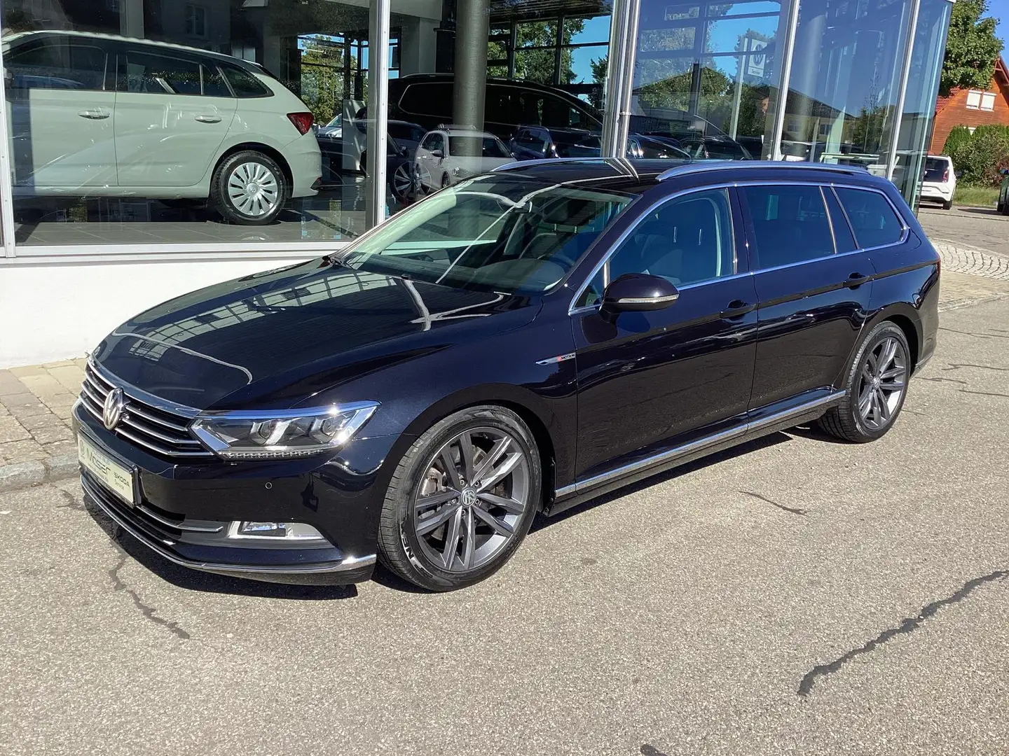 Volkswagen Passat Variant 2.0 TDI DSG 4Motion Highline/ACC Schwarz - 1