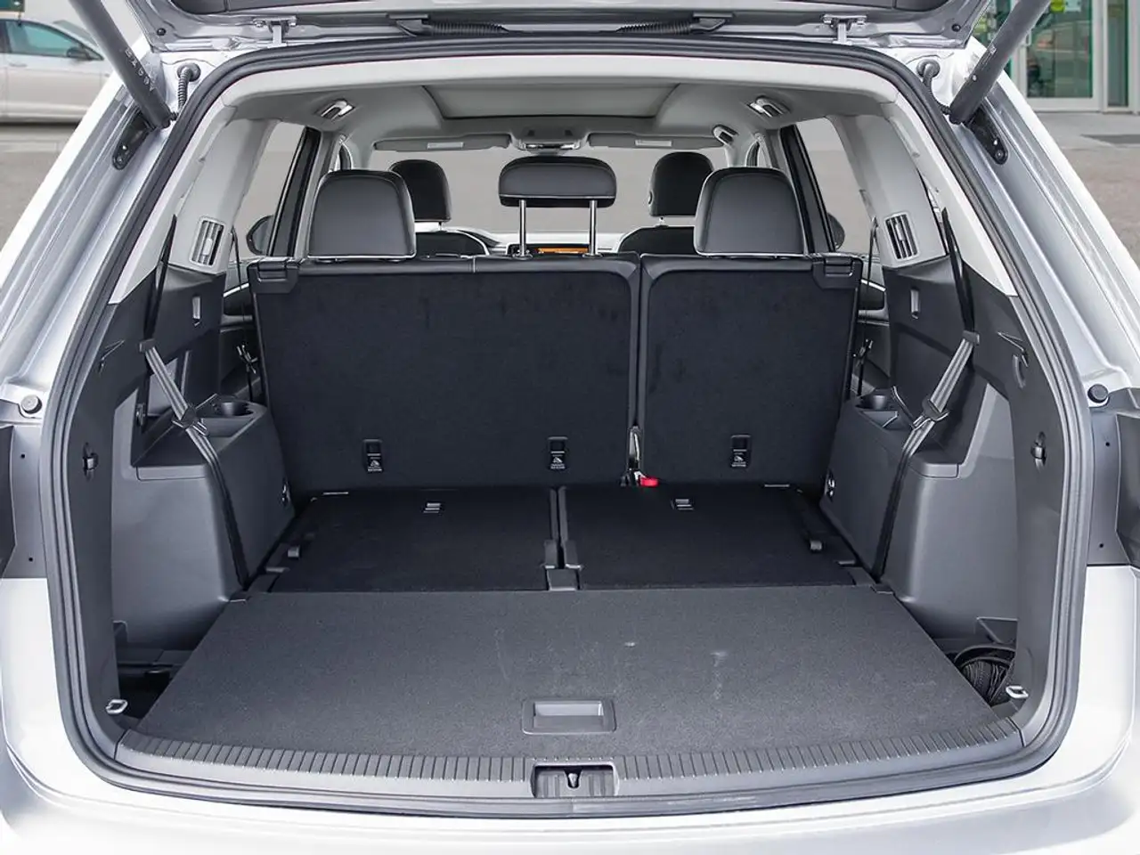 Volkswagen Atlas снимка Volkswagen Atlas