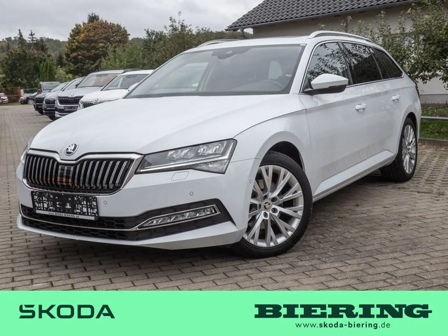 Skoda Superb Combi 2.0 TDI Style 4x4 STANDHZ LED PANO Blanc - 1