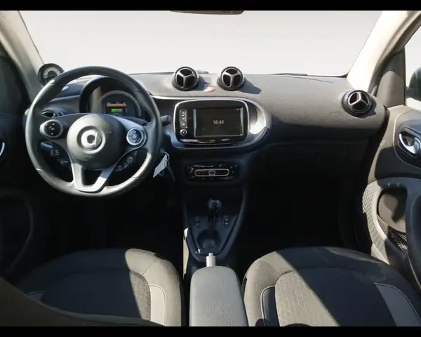 smart Fortwo view 10