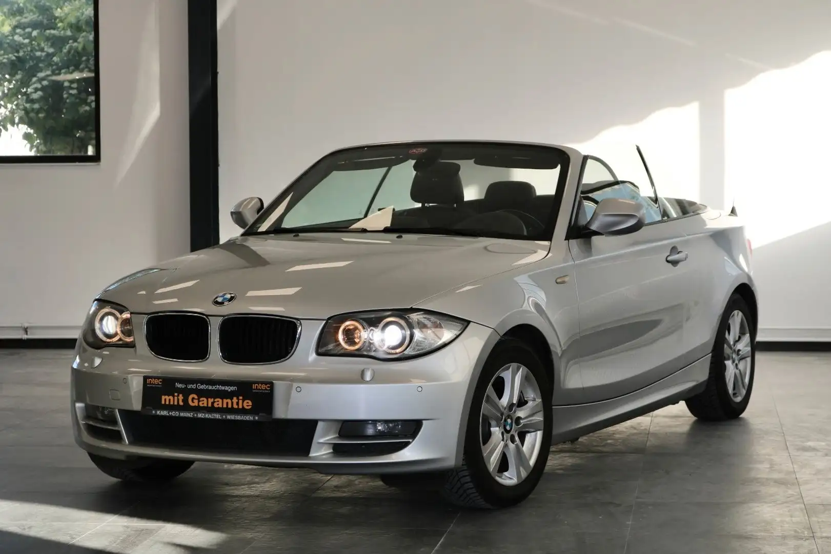 BMW 120 d Cabrio 120/NAVI/LEDER/SCHACKHEFTGEPLEGT BMW Zilver - 1
