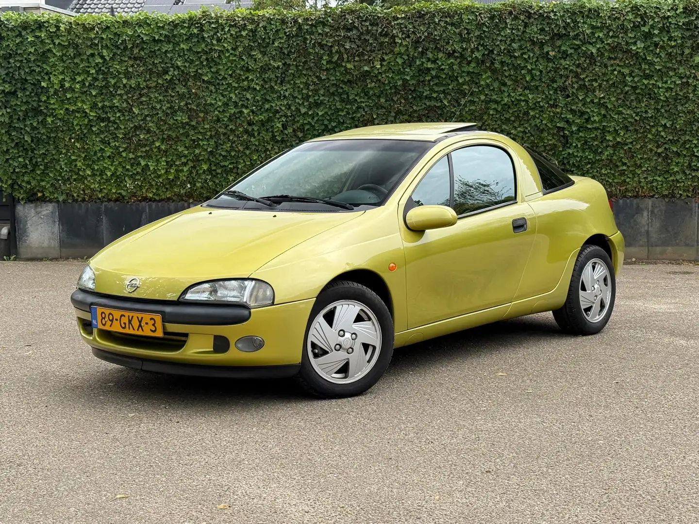 Opel Tigra 1.4i 16V Color Line Chequers | Sunroof | GSI Alloy - 1