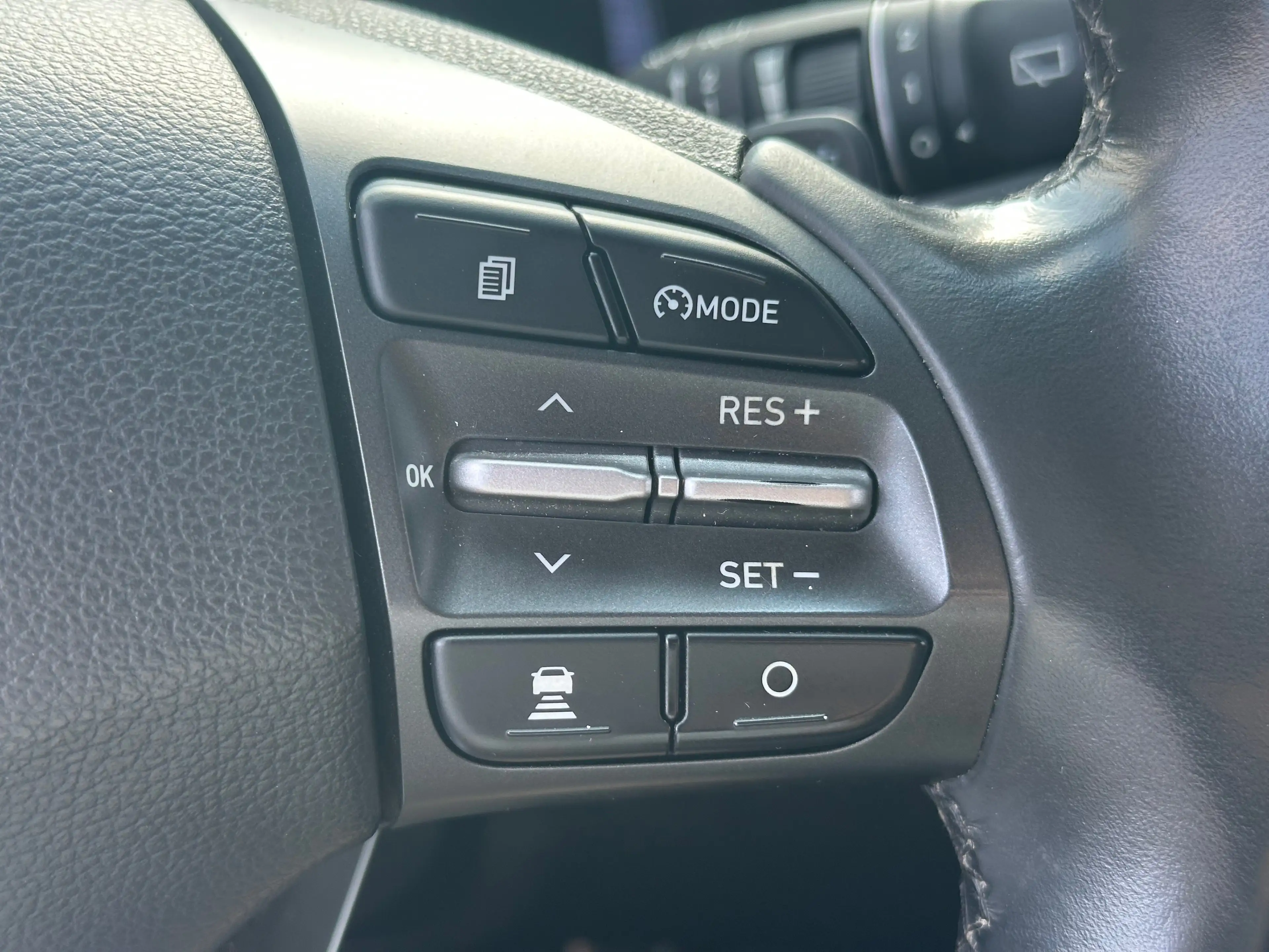 Hyundai KONA EV Fashion 64 kWh | Achteruitrijcamera | Alarm kla — photo 21