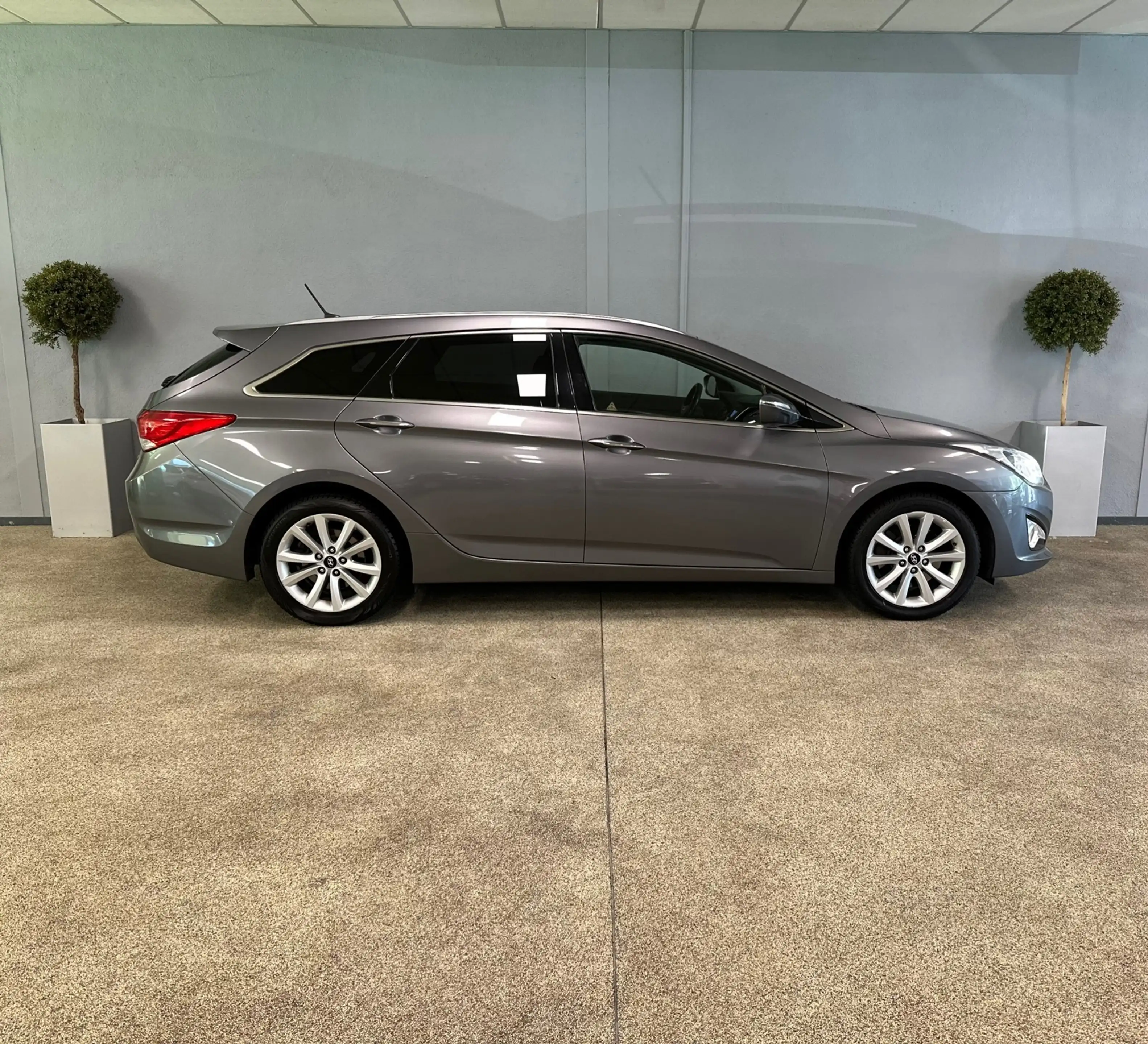 Hyundai i40 Wagon 1.6 GDI Blue i-Drive - Bluetooth - Memory - — photo 7